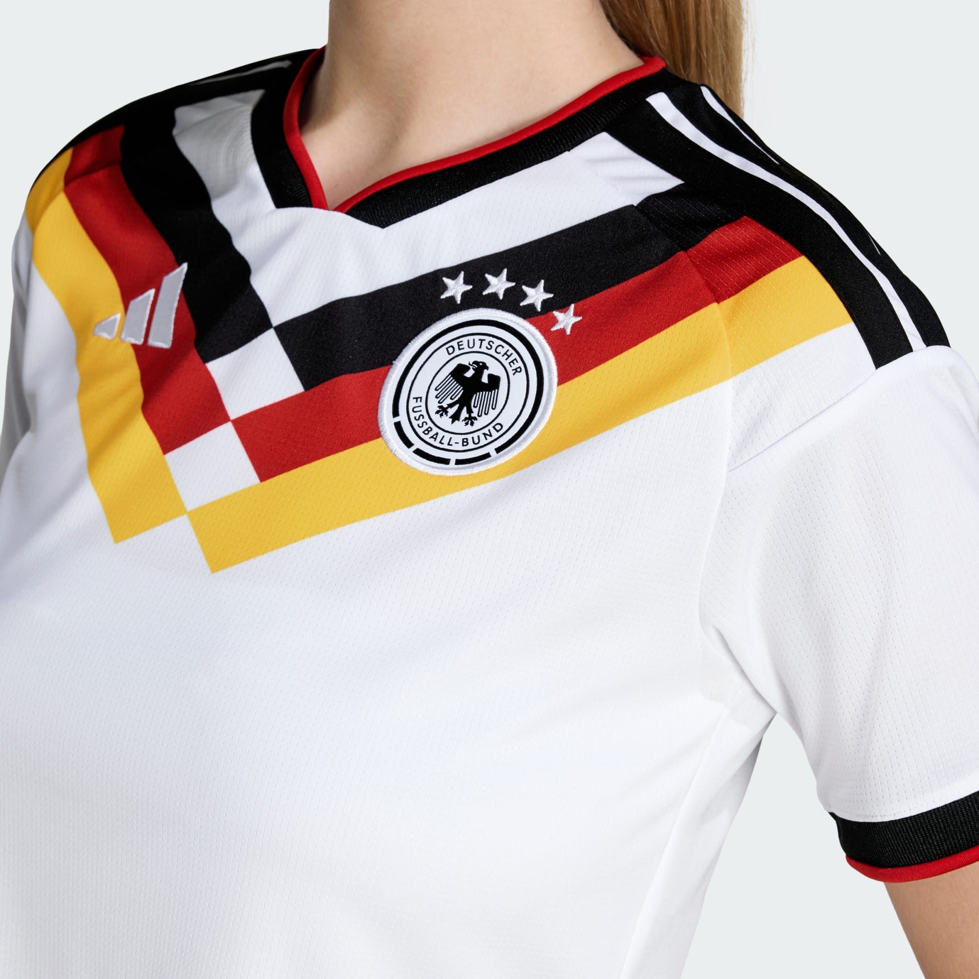 adidas Performance Fußballtrikot DEUTSCHLAND 26 HEIMTRIKOT, KÜRZER GESCHNITTEN (1-tlg)