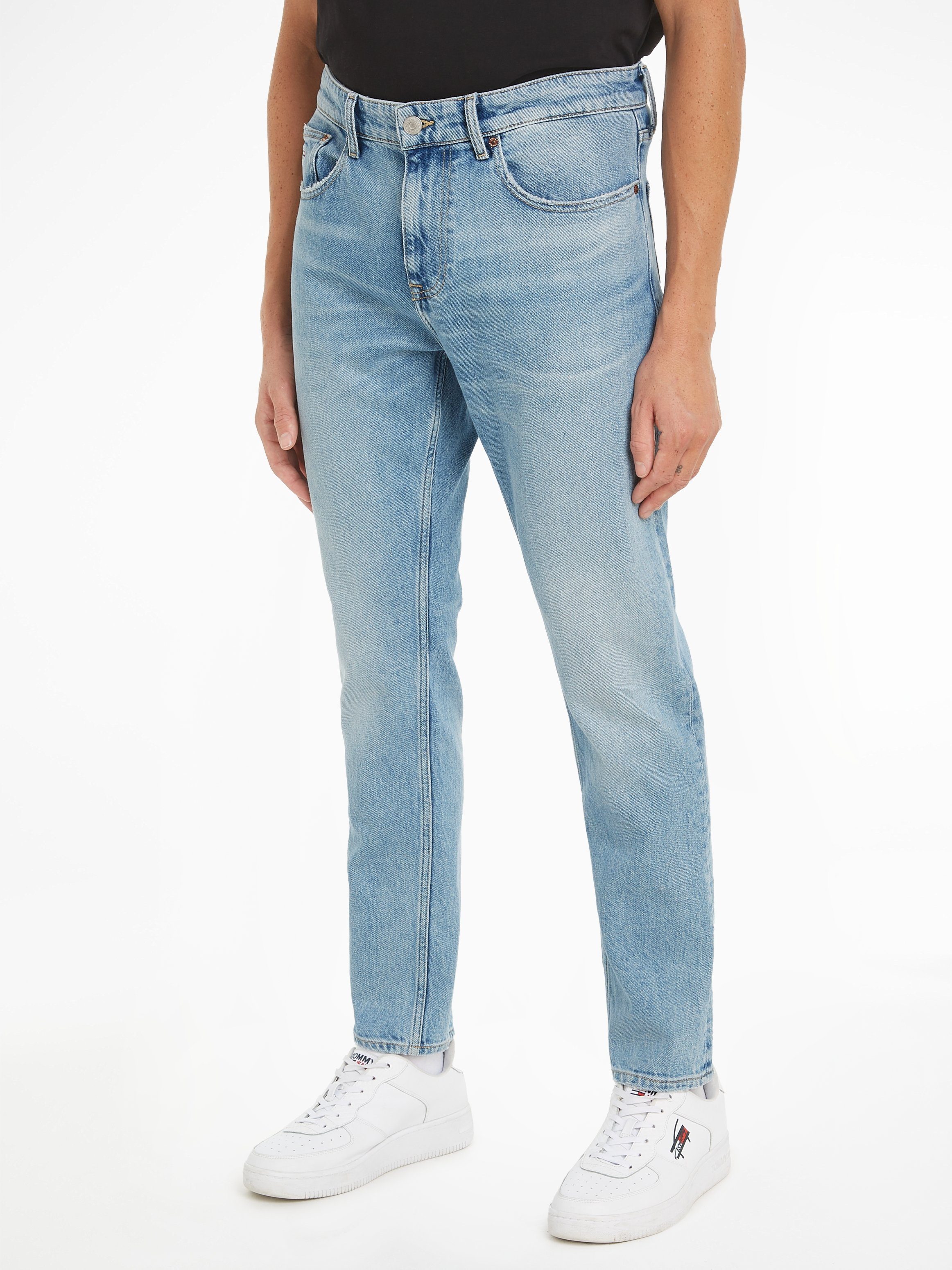 Tommy Jeans Slim-fit-Jeans AUSTIN SLIM 5-Pocket-Style im Denim Light