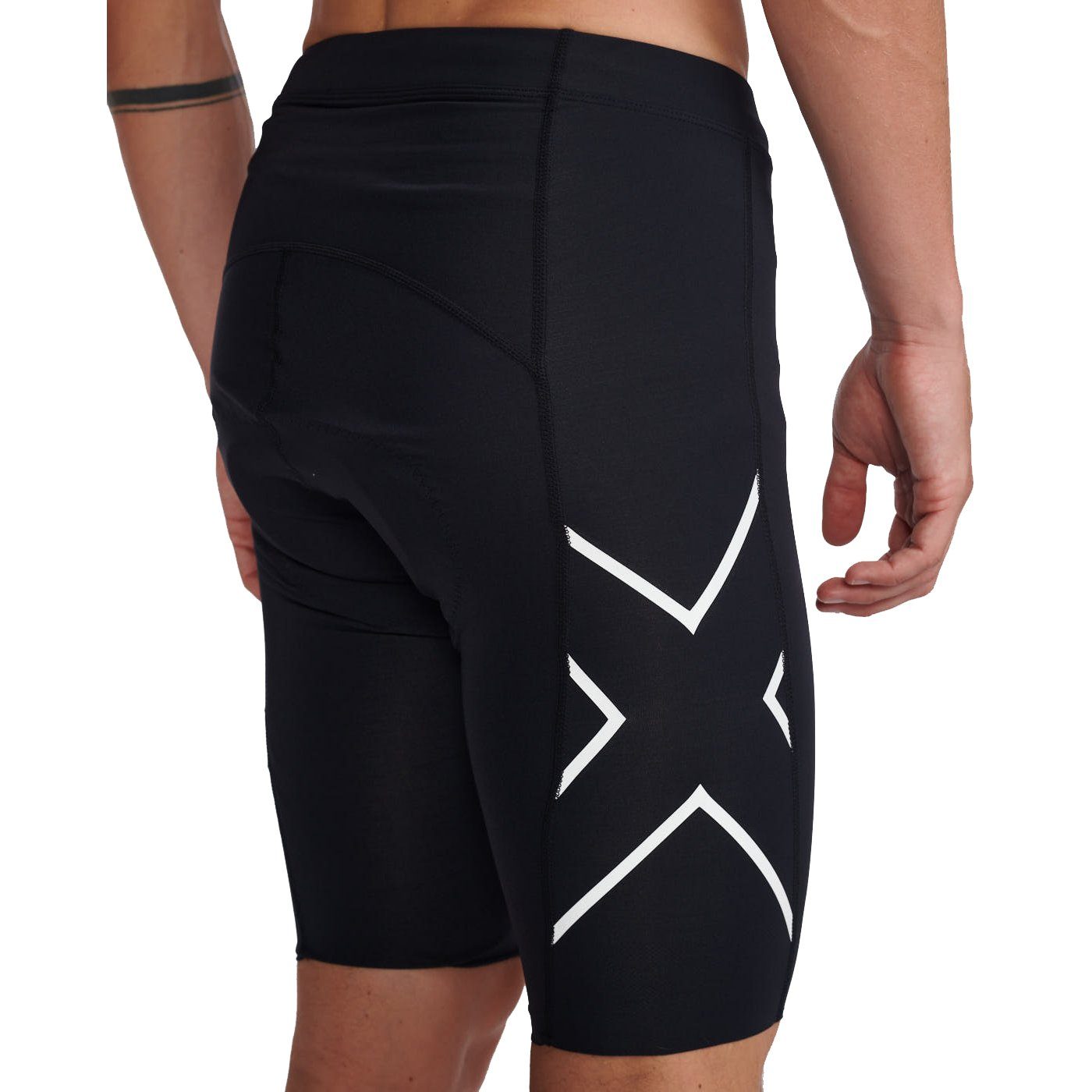 2xU Trainingsshorts Radshorts Aero Cycleshorts (1-tlg) Ergonomisch konstruierte Passform - Kraftvolle Kompression