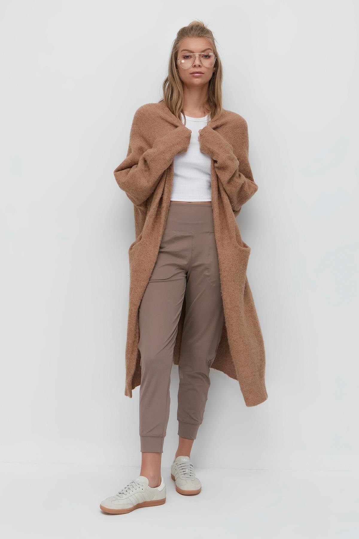 C&CITY Pyjamahose Hochtaillierte Jogger-Sweatpants mit Bündchen günstig online kaufen