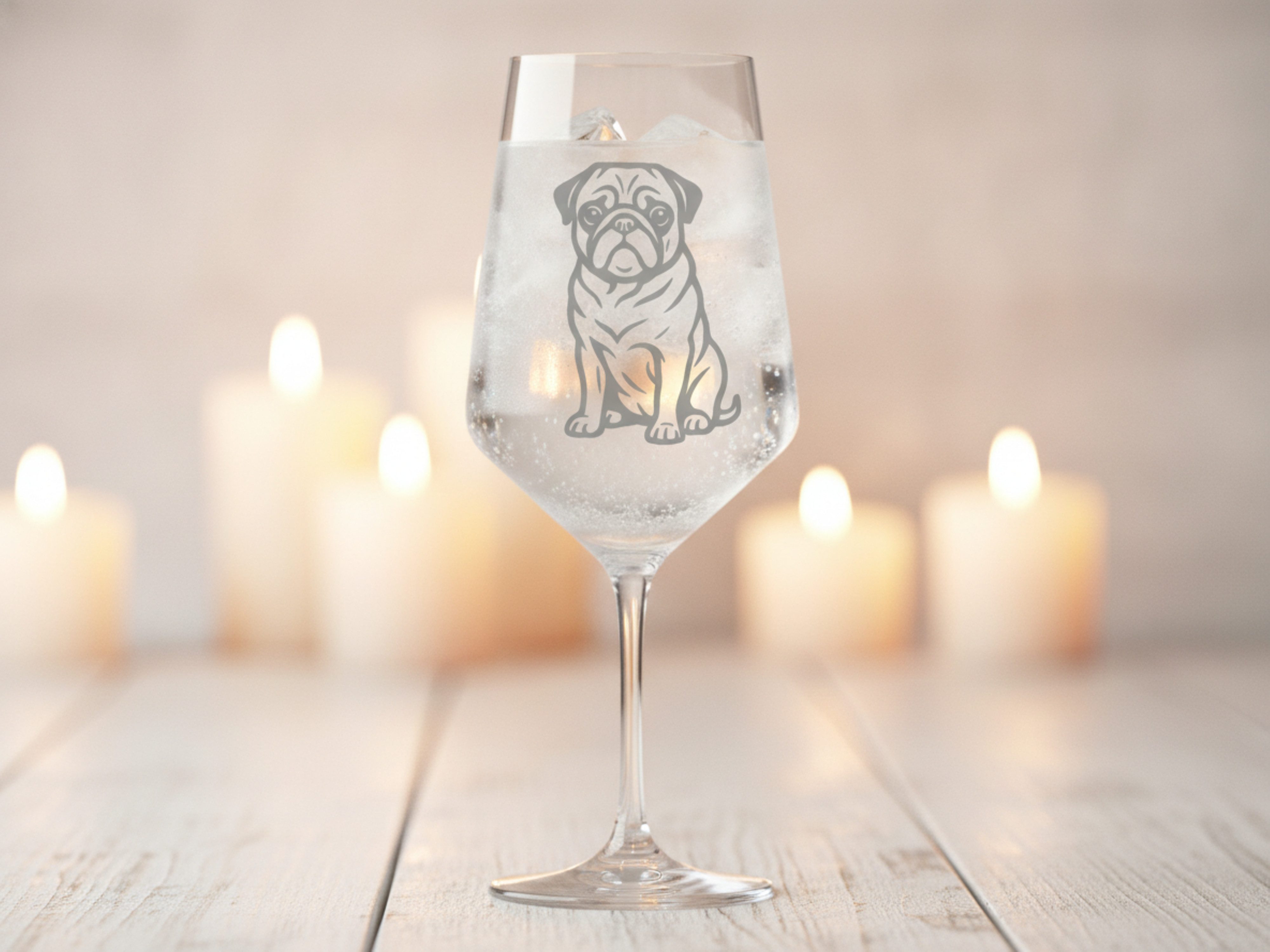 eXODA Weinglas Weinglas Mops Gravur 350ml spülmaschinenfest, 2-tlg., Glas, Hund mit Leine – Bild 2 von 5