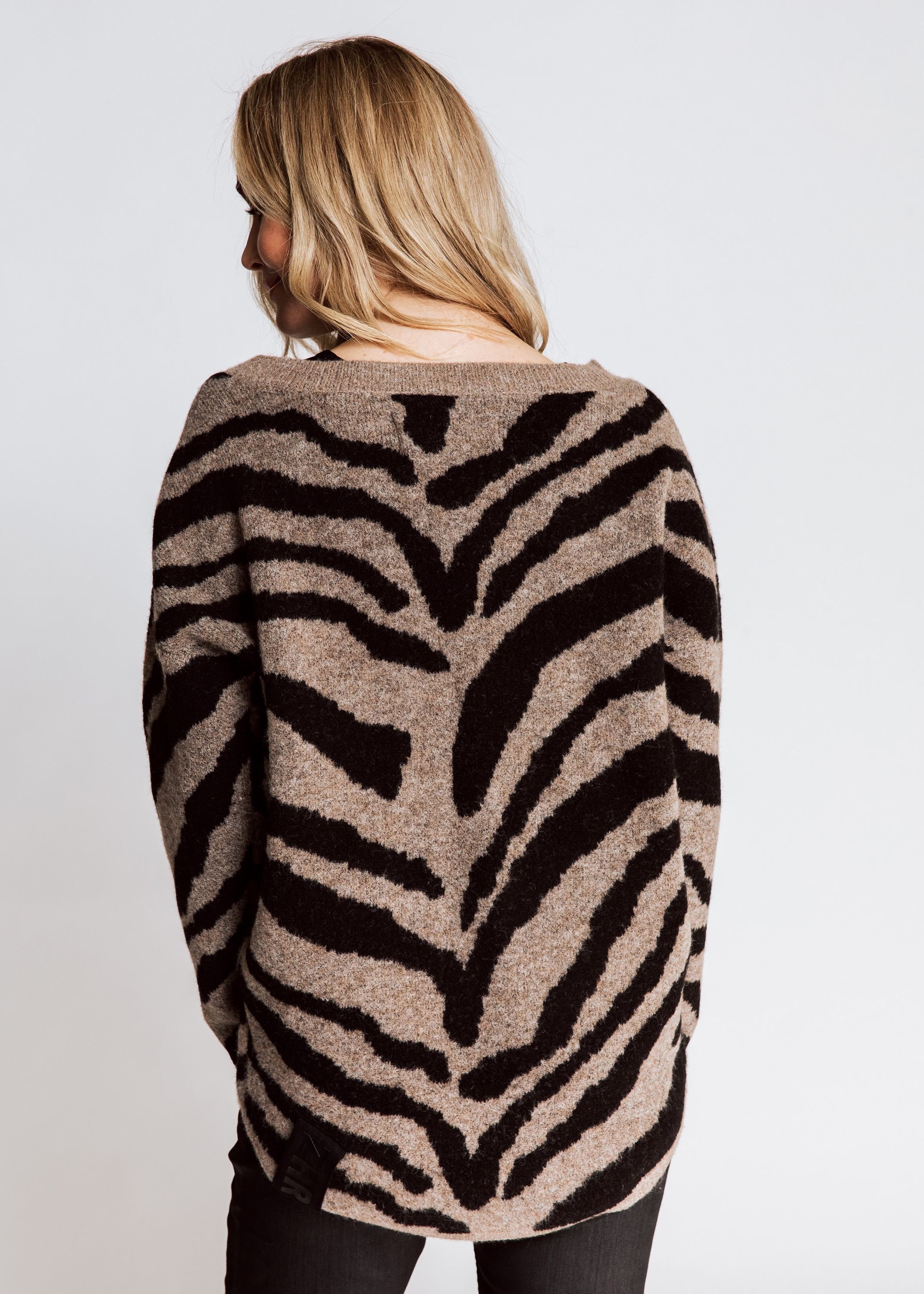Zhrill Sweatshirt Sweater NINA Braun brown (0-tlg)