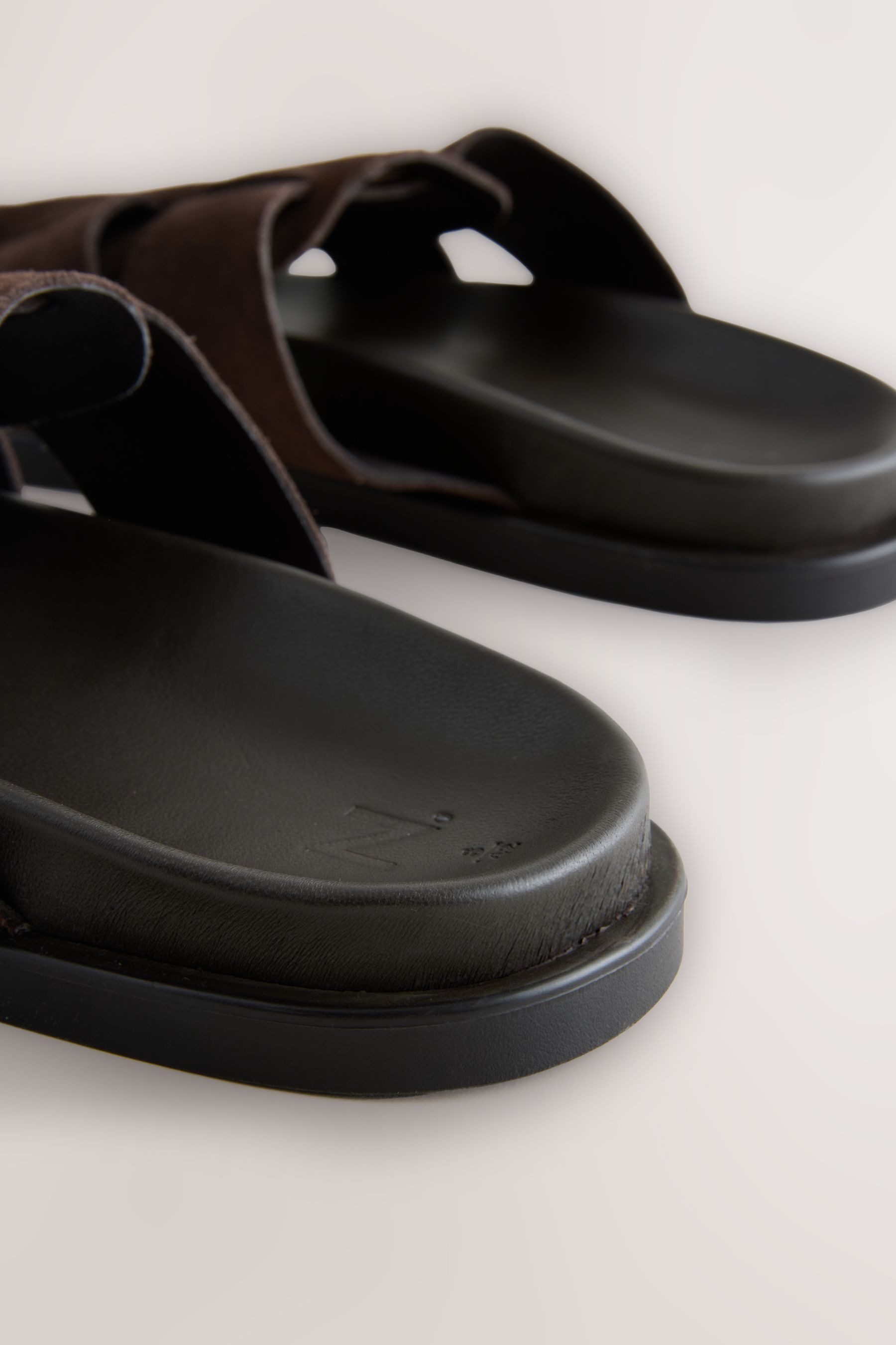 Next N. Premium Römersandalen aus Veloursleder Römersandale (1-tlg)