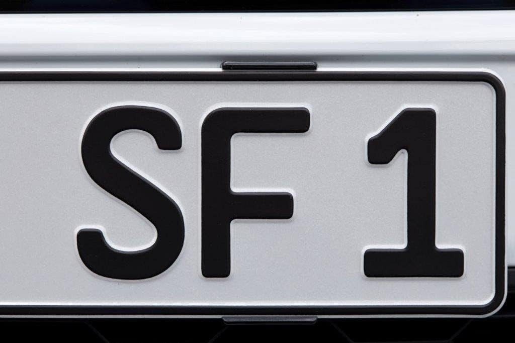 Utsch Ag Kennzeichenhalter UTSCH Simple-Fix rahmenloser Kennzeichenhalter schwarz – Bild 5 von 5