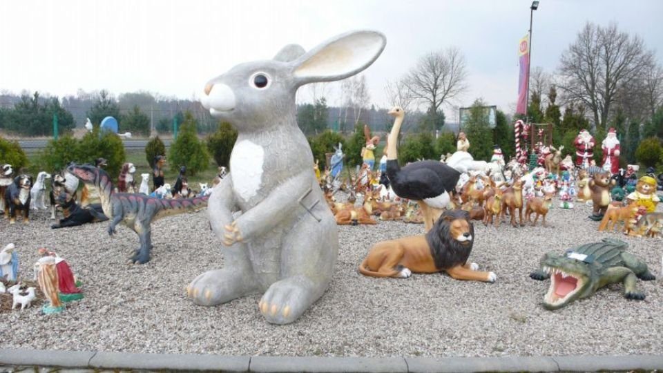 JVmoebel Skulptur XXL Hase Werbung Aufsteller Hingucker Skulptur Tier Zoo Dekoration Garten 240cm