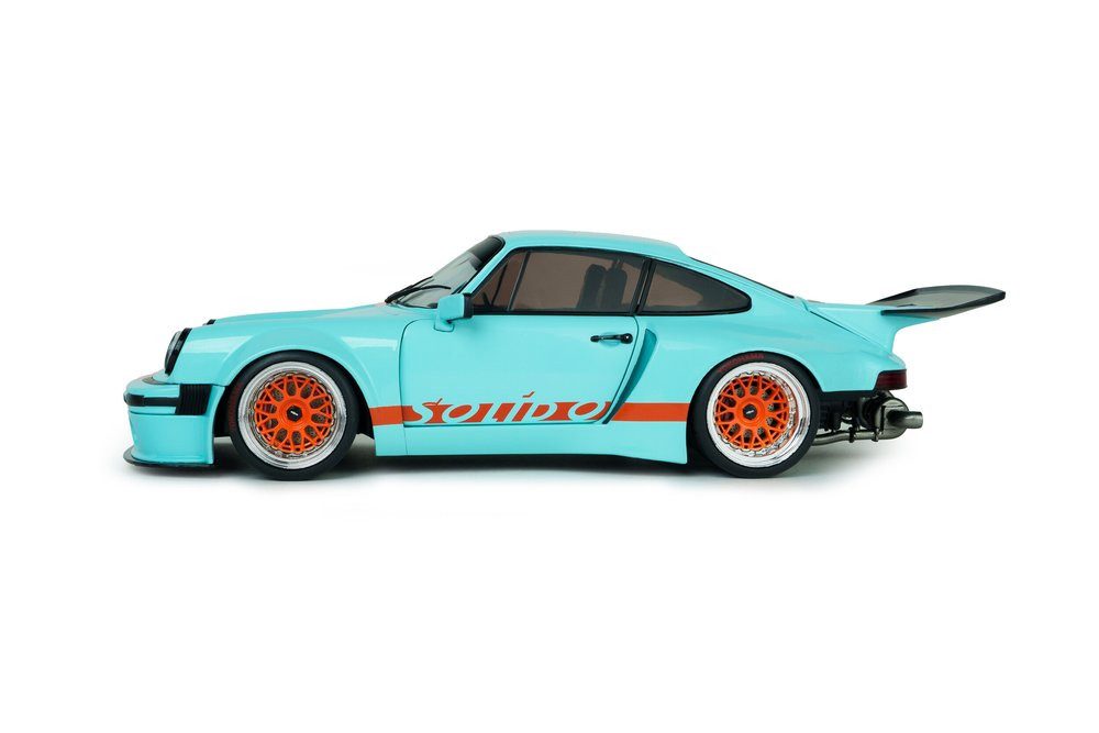 Solido Modellauto Porsche 911 KS-R Khyzyl Saleem 2026 hellblau orange, Maßstab 1:18
