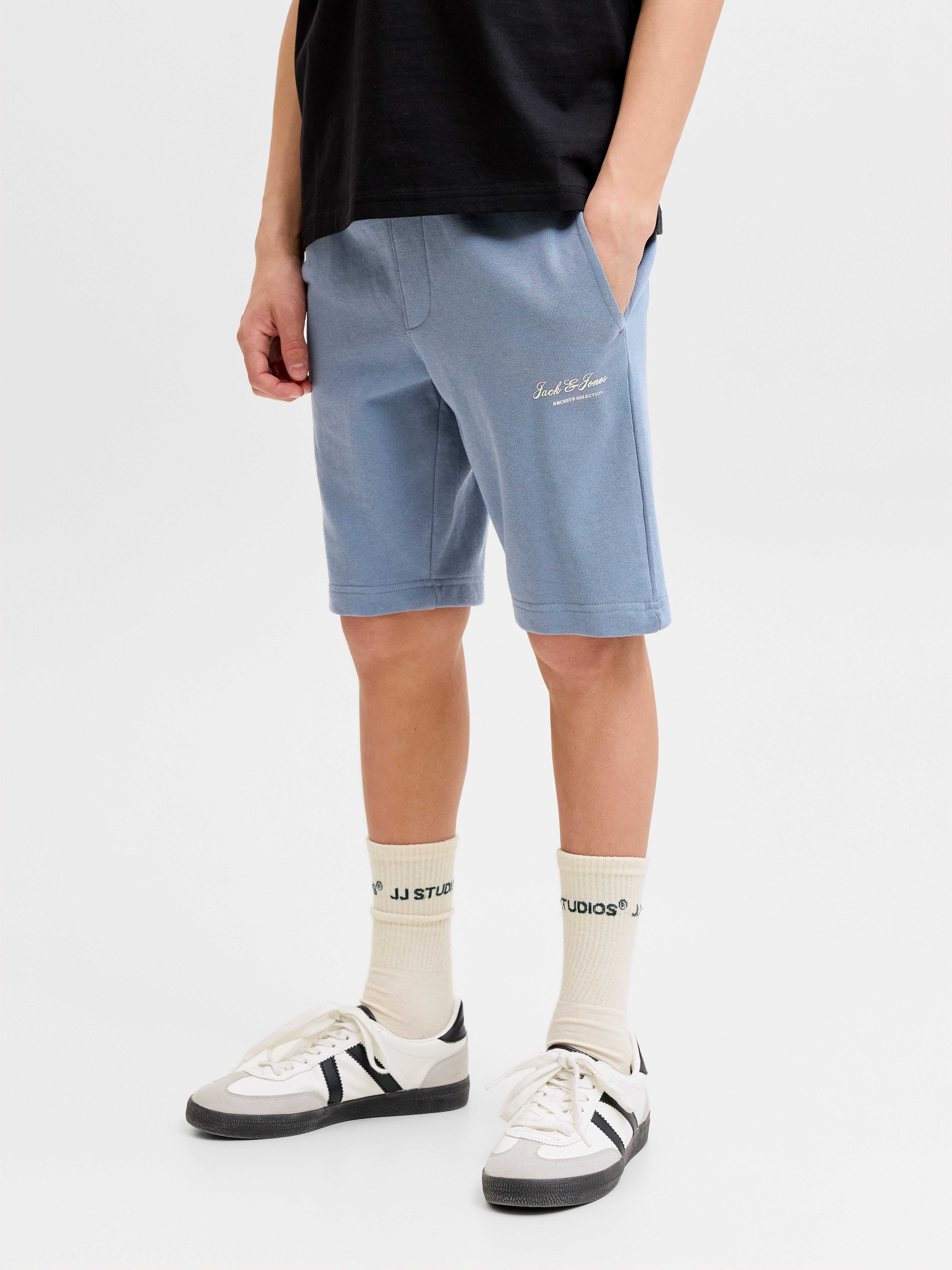Jack & Jones Junior Sweatshorts JPSTGORDON ARCHIVE SWEAT SHORTS SN JNR