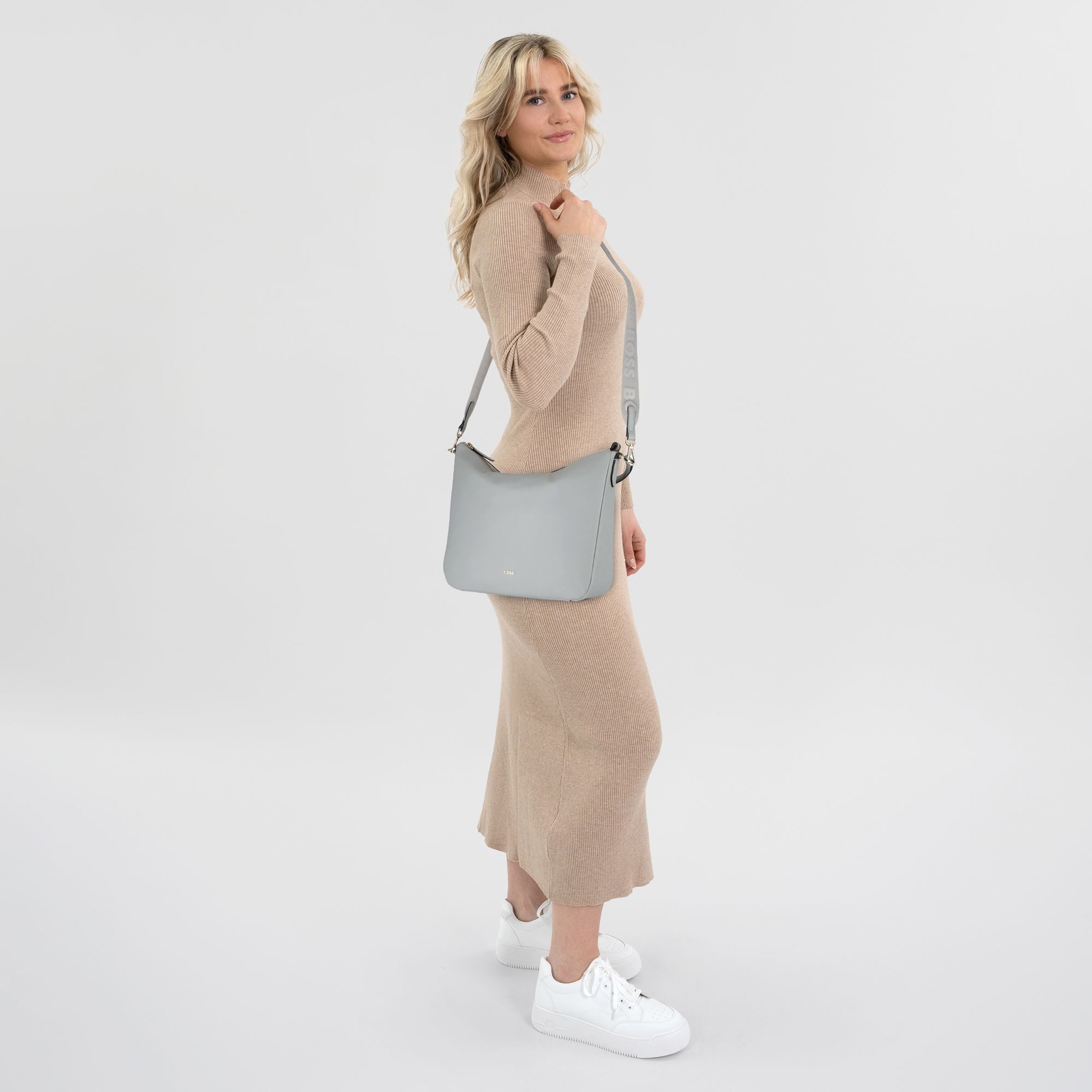 BOSS Schultertasche Alyce, Leder günstig online kaufen