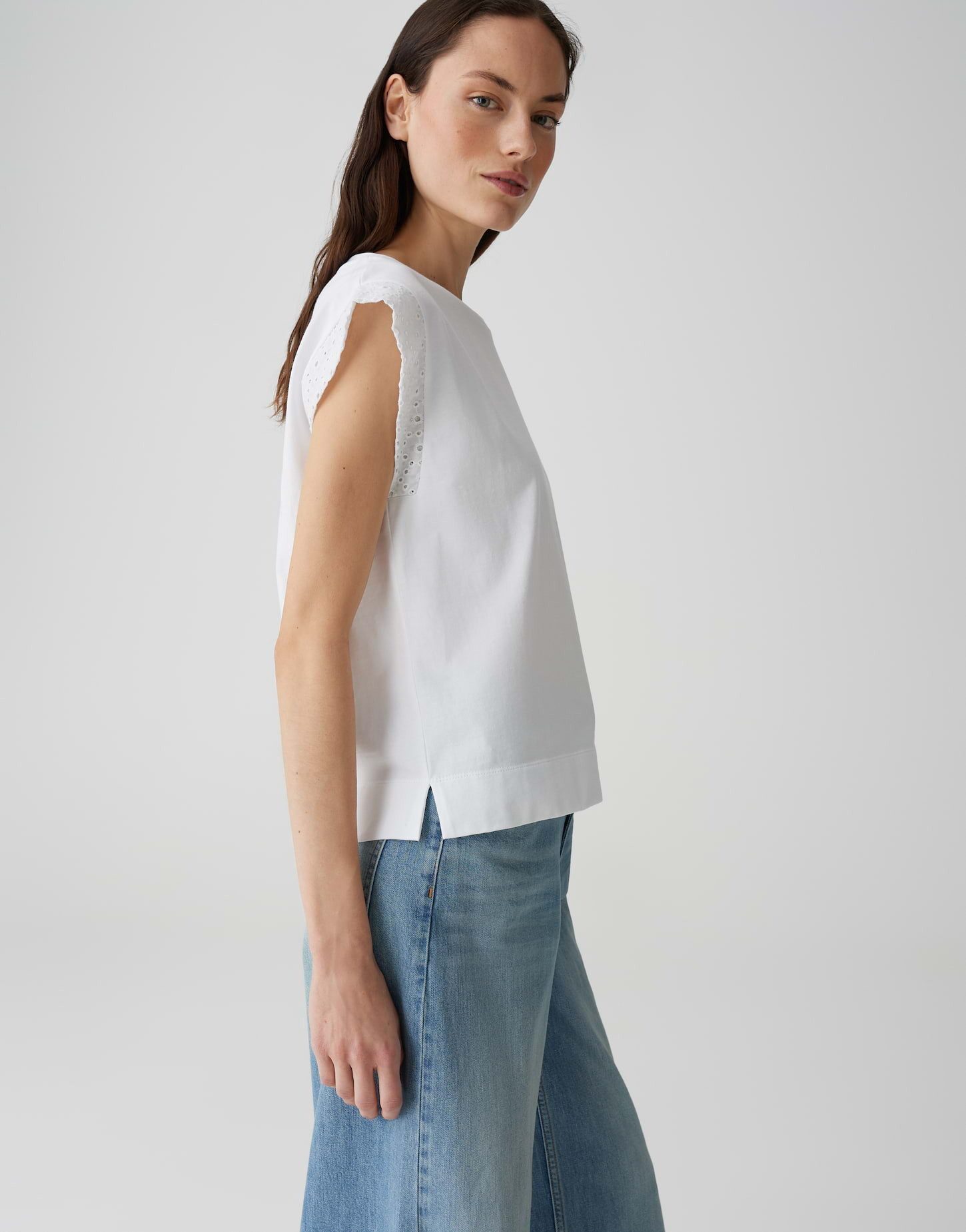 OPUS Kurzarmshirt SALLSO Regular mit dekorativer Lochspitze