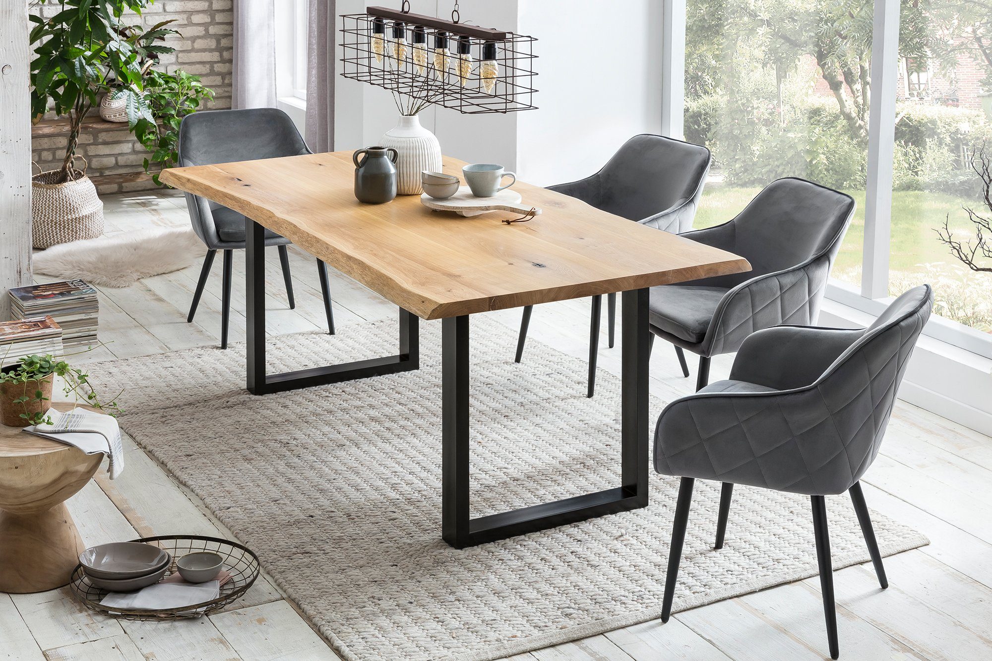 SalesFever Esstisch Design-Speisetisch für stilvolles Ambiente, UV-lackierte Eichenholz-Tischplatte, 40mm