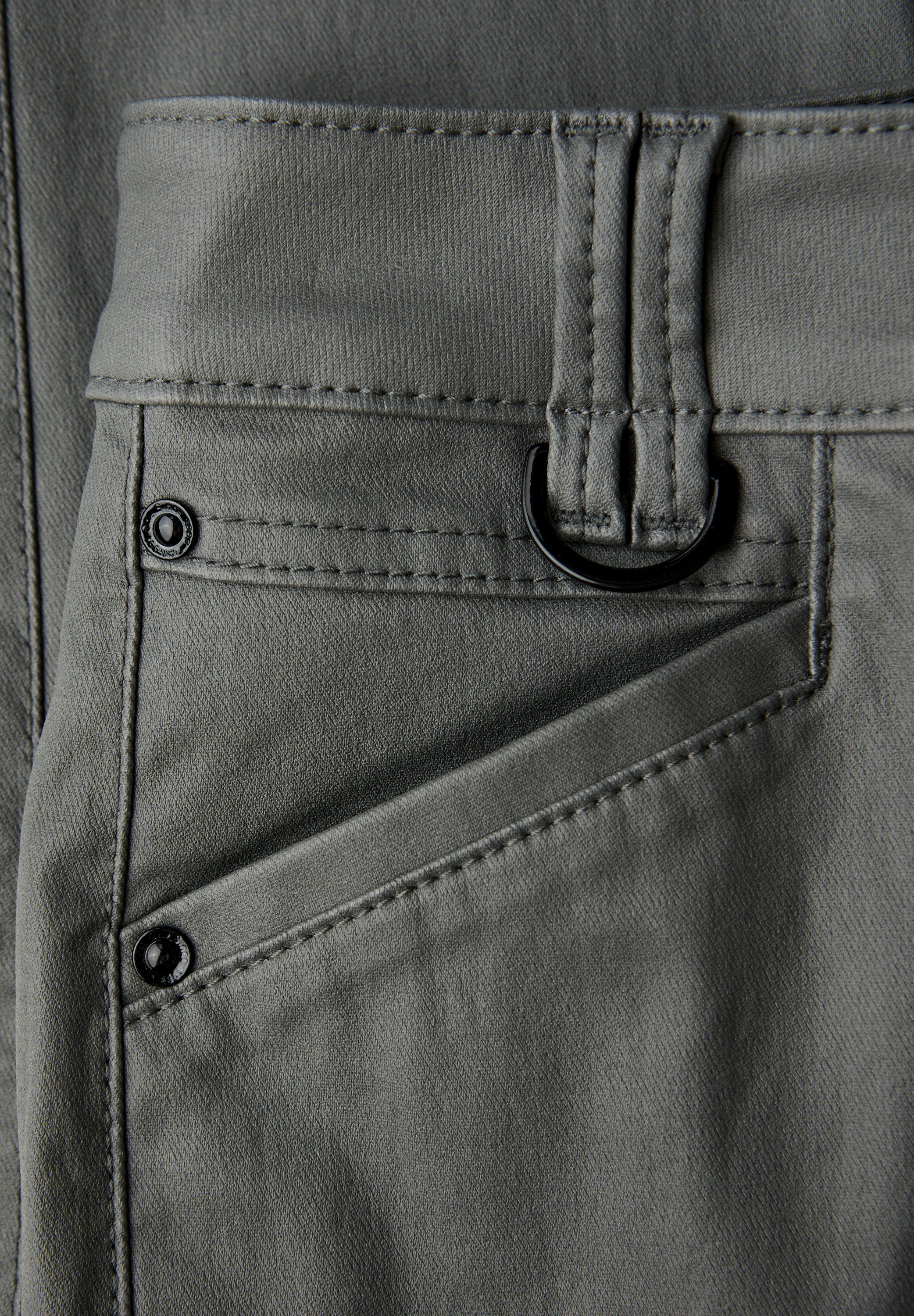 STREET ONE Stoffhose Style York mit Taschen