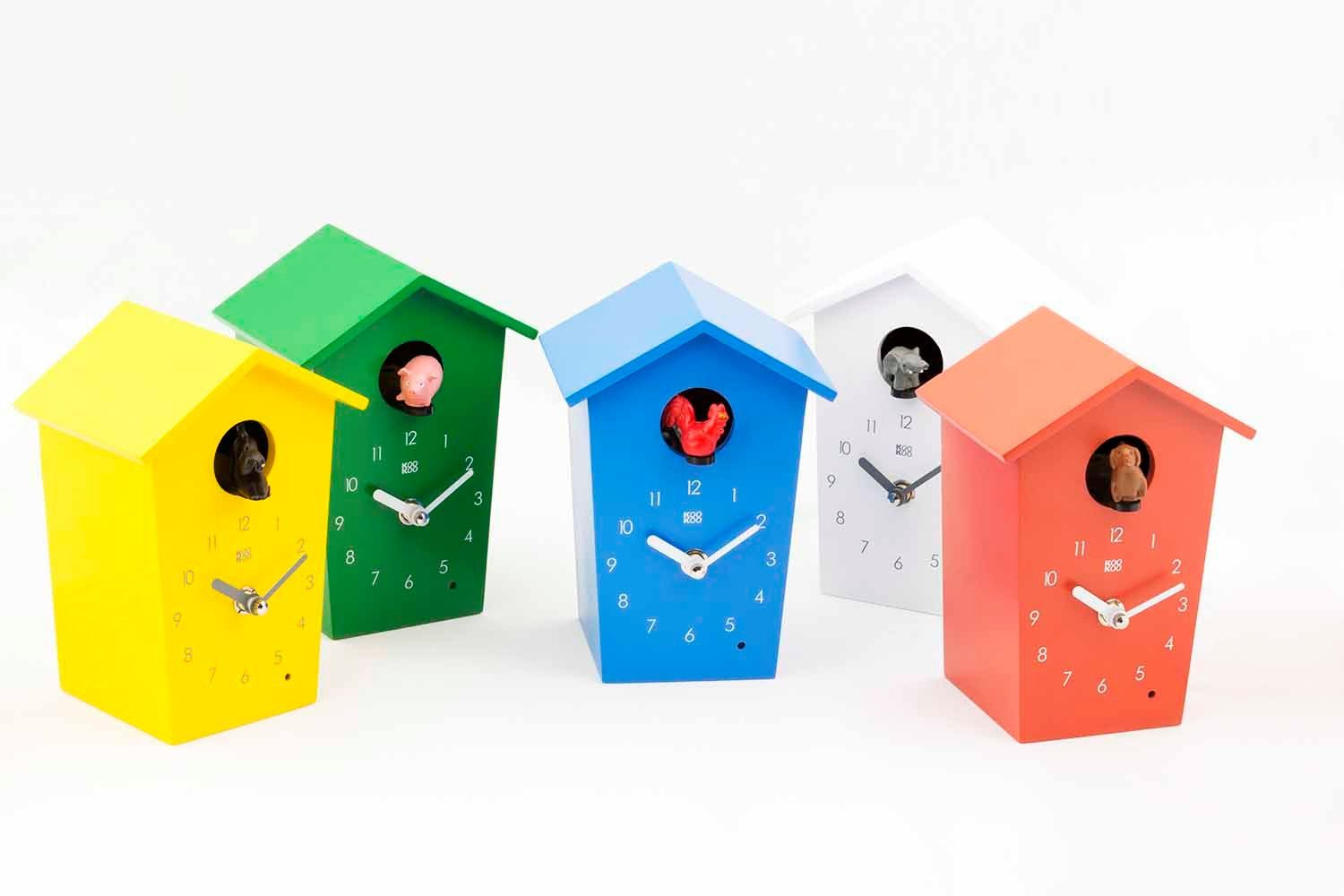 KOOKOO Tischuhr AnimalHouse mit 5 bunten Magnettierchen und 1 Metallstäbchen – Bild 5 von 5