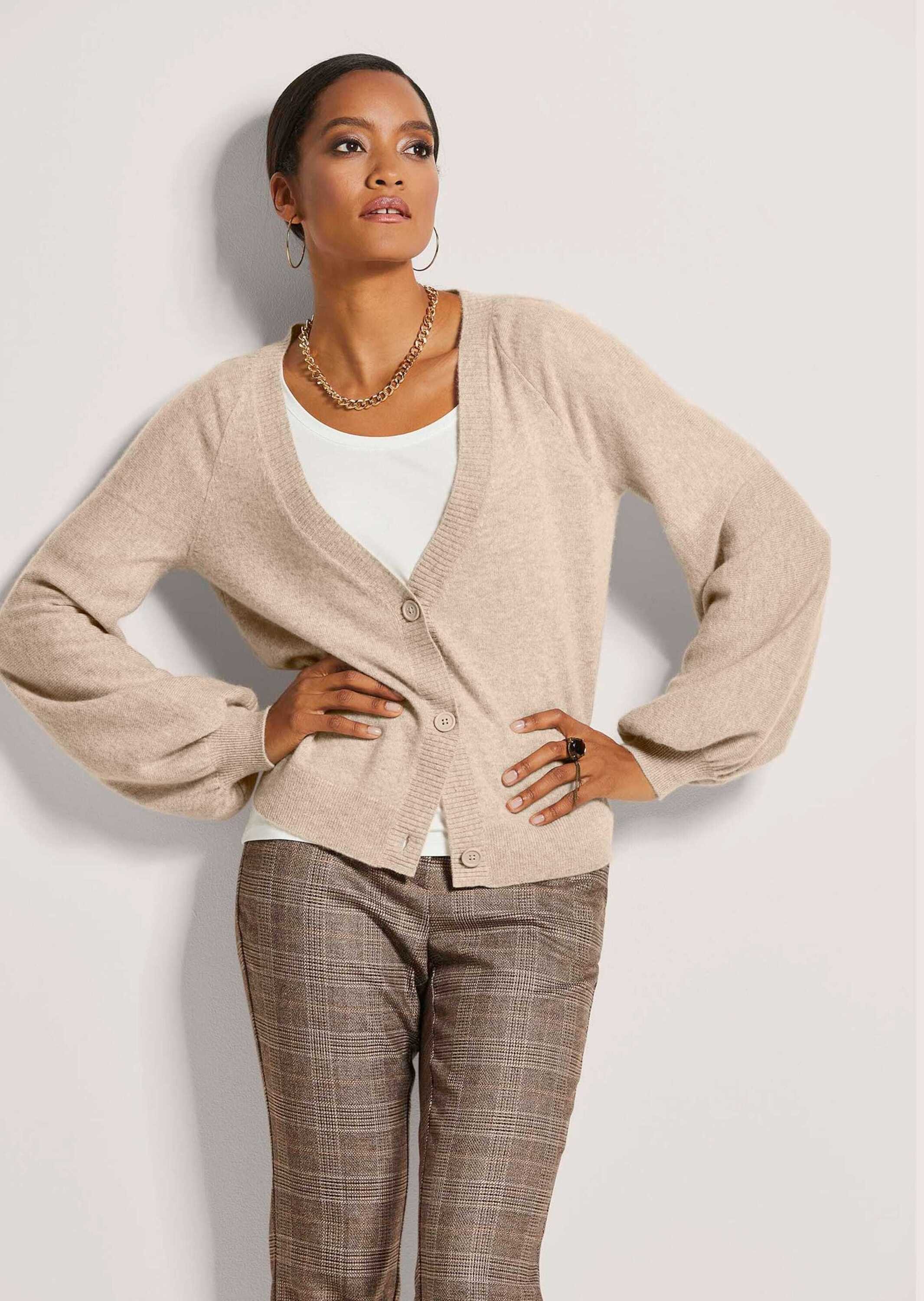 MADELEINE Strickjacke Kaschmir-Cardigan mit Ballonärmeln Jacke mit V-Aussch günstig online kaufen