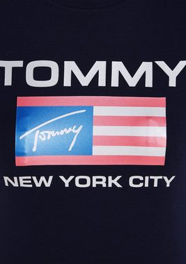 Tommy Jeans Jerseykleid TJW MODERN PREP FLAG BODYCON mit Labeldruck auf der Brust