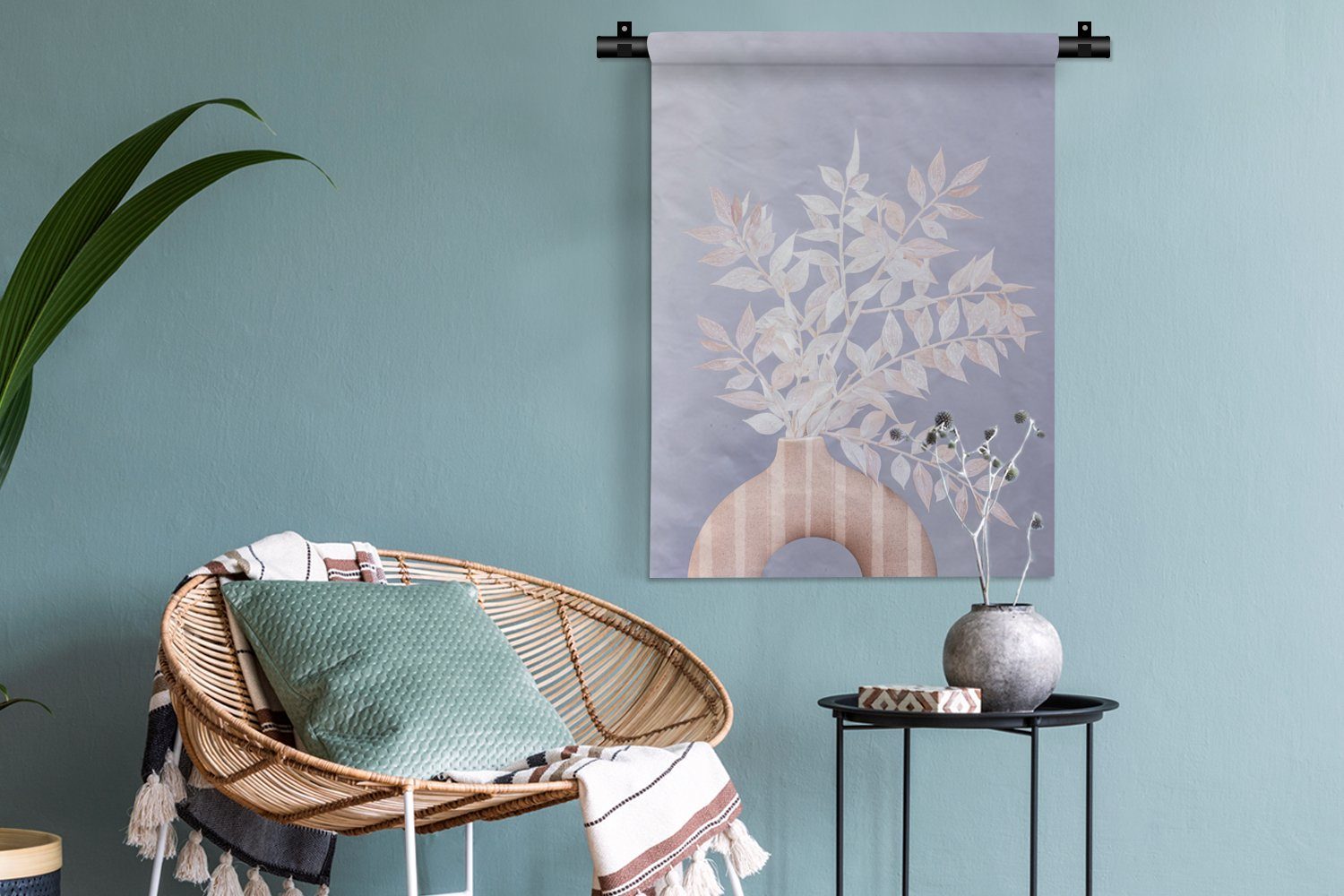 - für Schlafzimmer MuchoWow Weiß Deko Wanddekoobjekt Pflanzen Tapisserie, - Wohnzimmer, Wand, Lila, Vase der an -