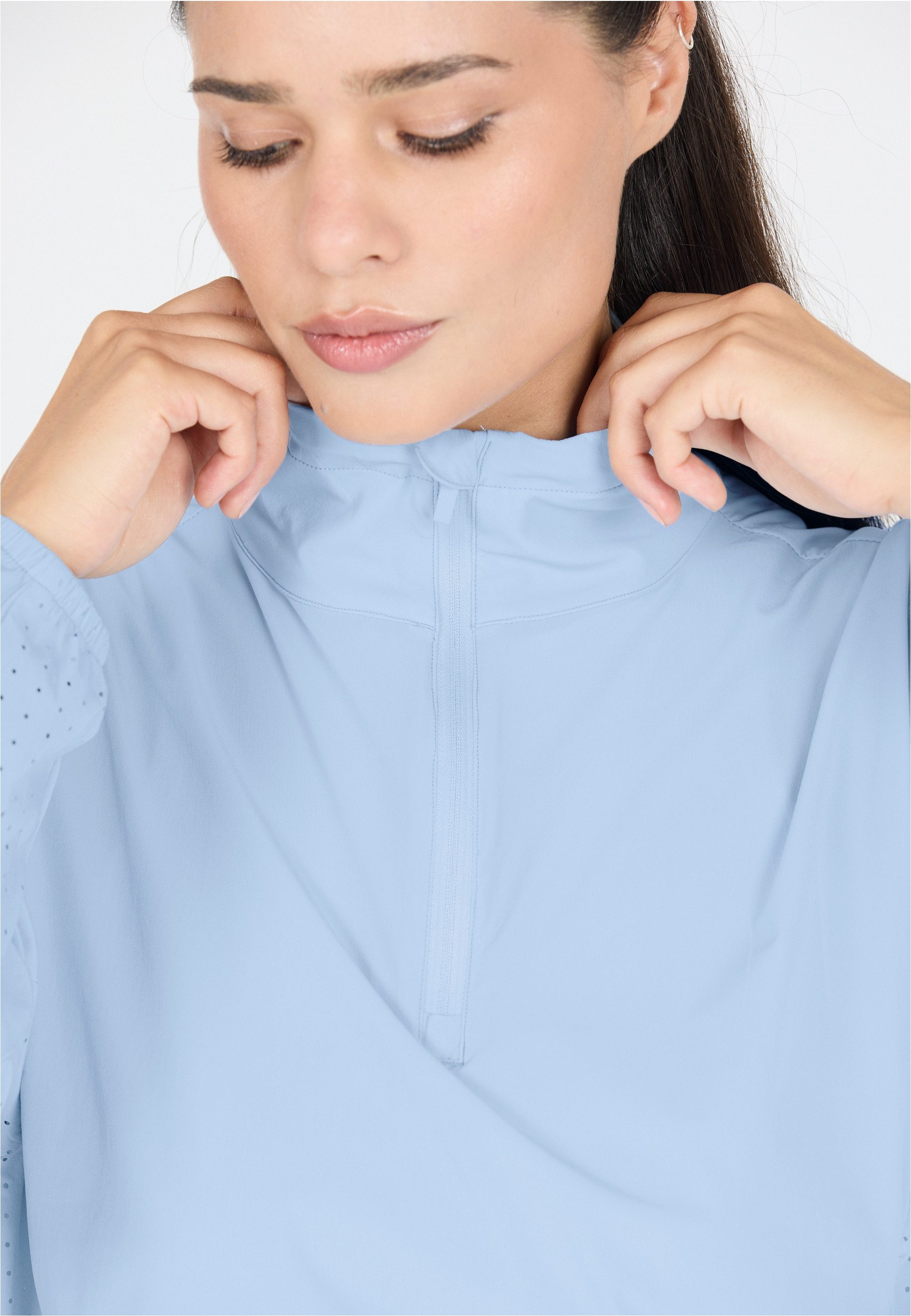 ATHLECIA Outdoorjacke Sharma aus atmungsaktivem Material
