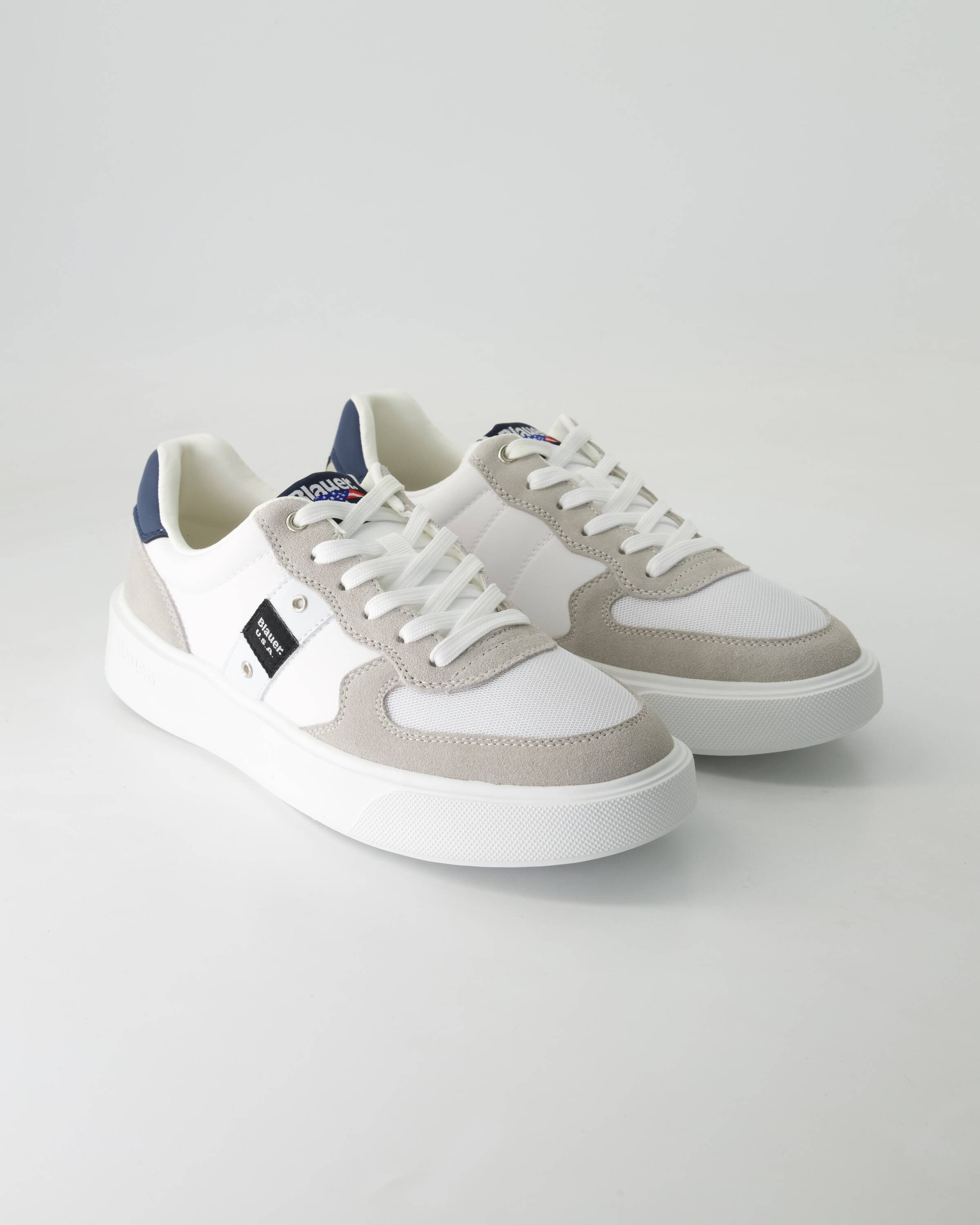 S5Buck02 Sneaker