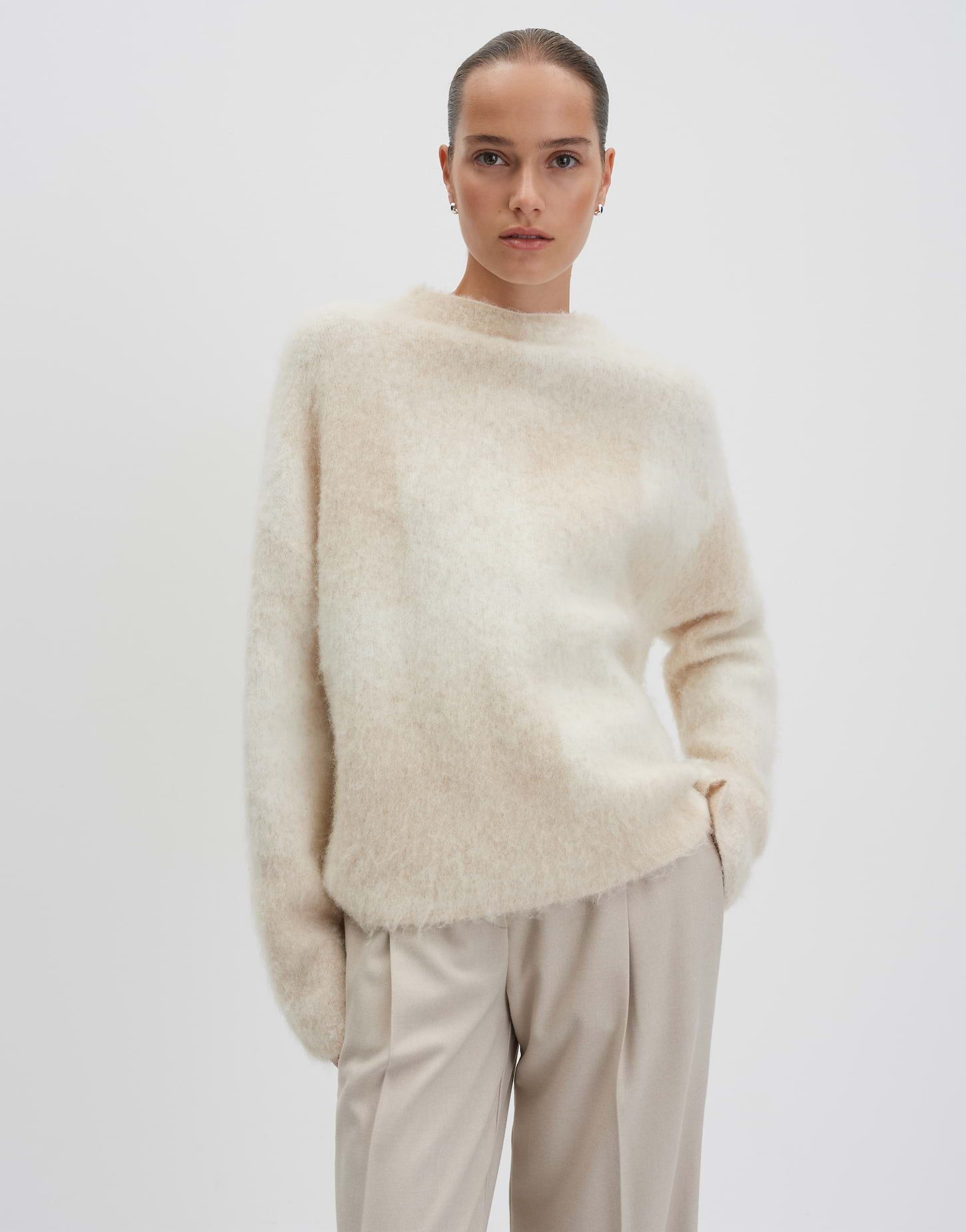someday Вязаные свитера TEONIE Loose mit Jacquardmuster Jacquard-Pullover mit weitem Schnitt und modernem Funnel Neck