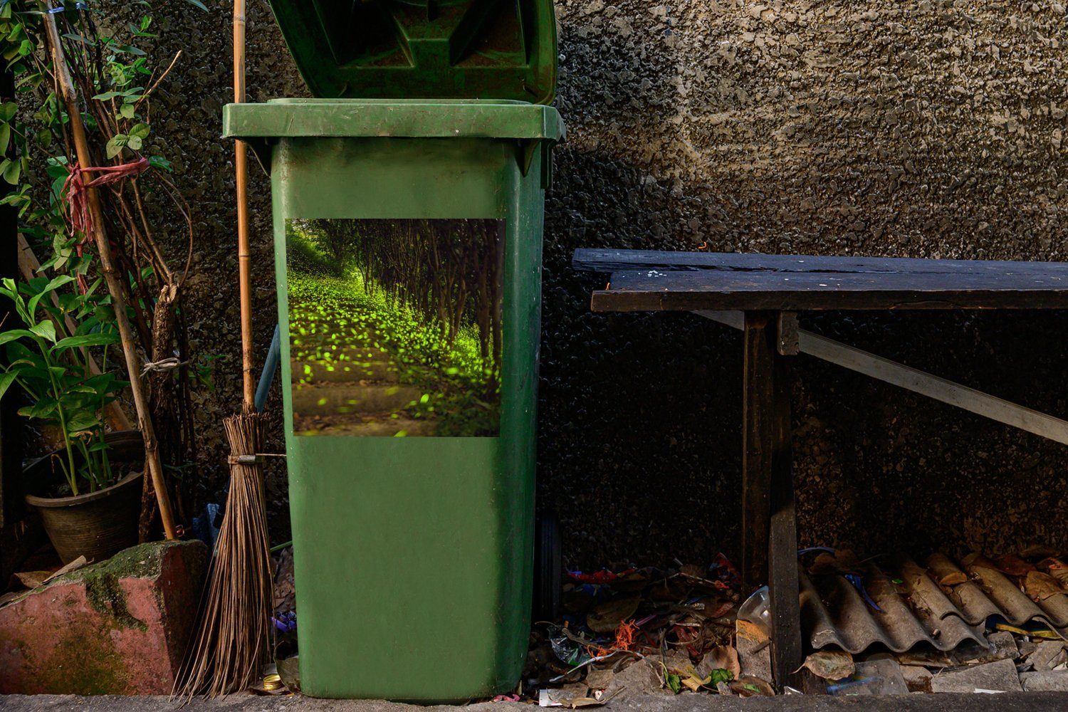 Sticker, (1 Grüne fliegen Mülltonne, flache Abfalbehälter Glühwürmchen über Wandsticker Container, MuchoWow eine St), tief Landschaft Mülleimer-aufkleber,