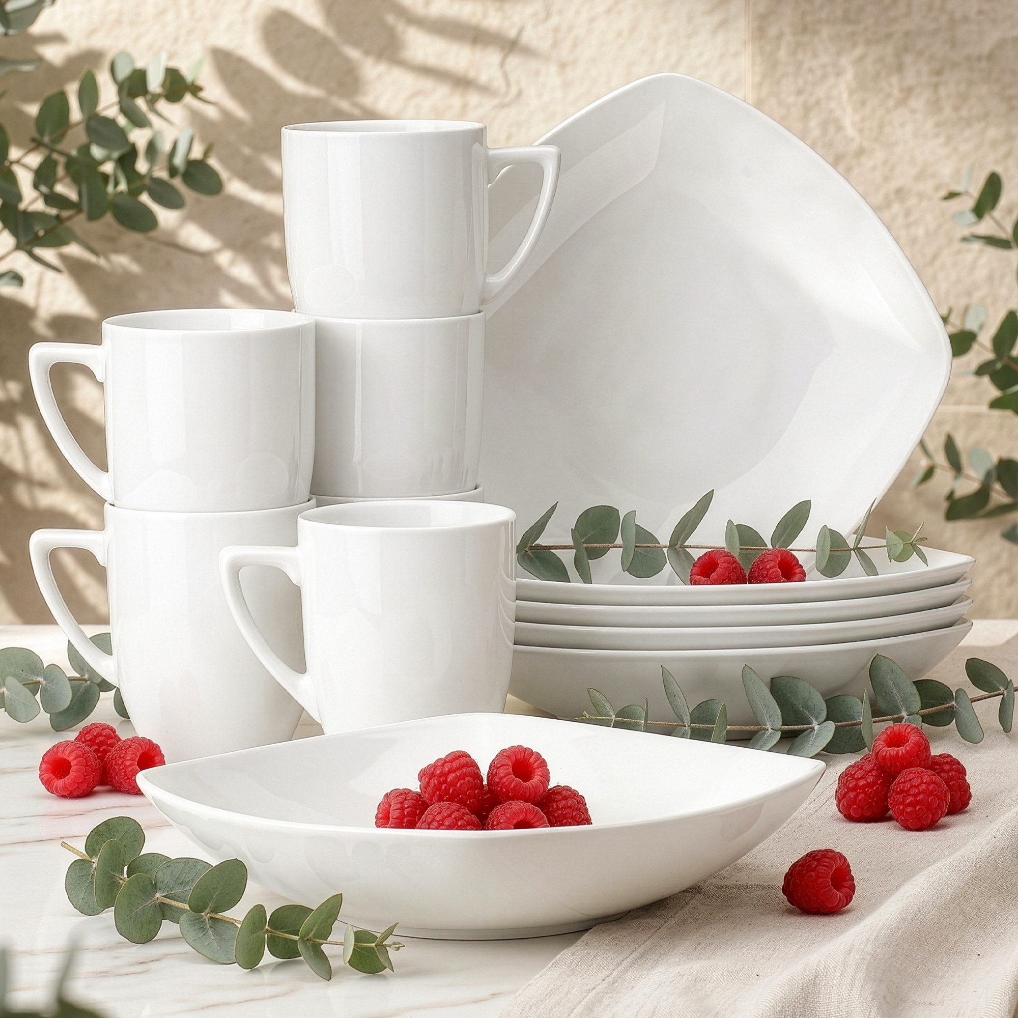 KONSIMO® Frühstücks-Geschirrset CARLINA Becher-Set & Teller-Set (12-tlg), 6 Personen, Porzellan, Spülmaschinen- und Mikrowellengeeignet, quadratisch