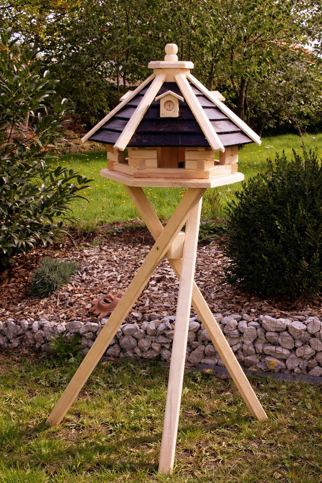 Holzdekoladen Vogelhaus Vogelhaus aus Holz Optional mit Ständer & Solarlicht weiß – sechseckig