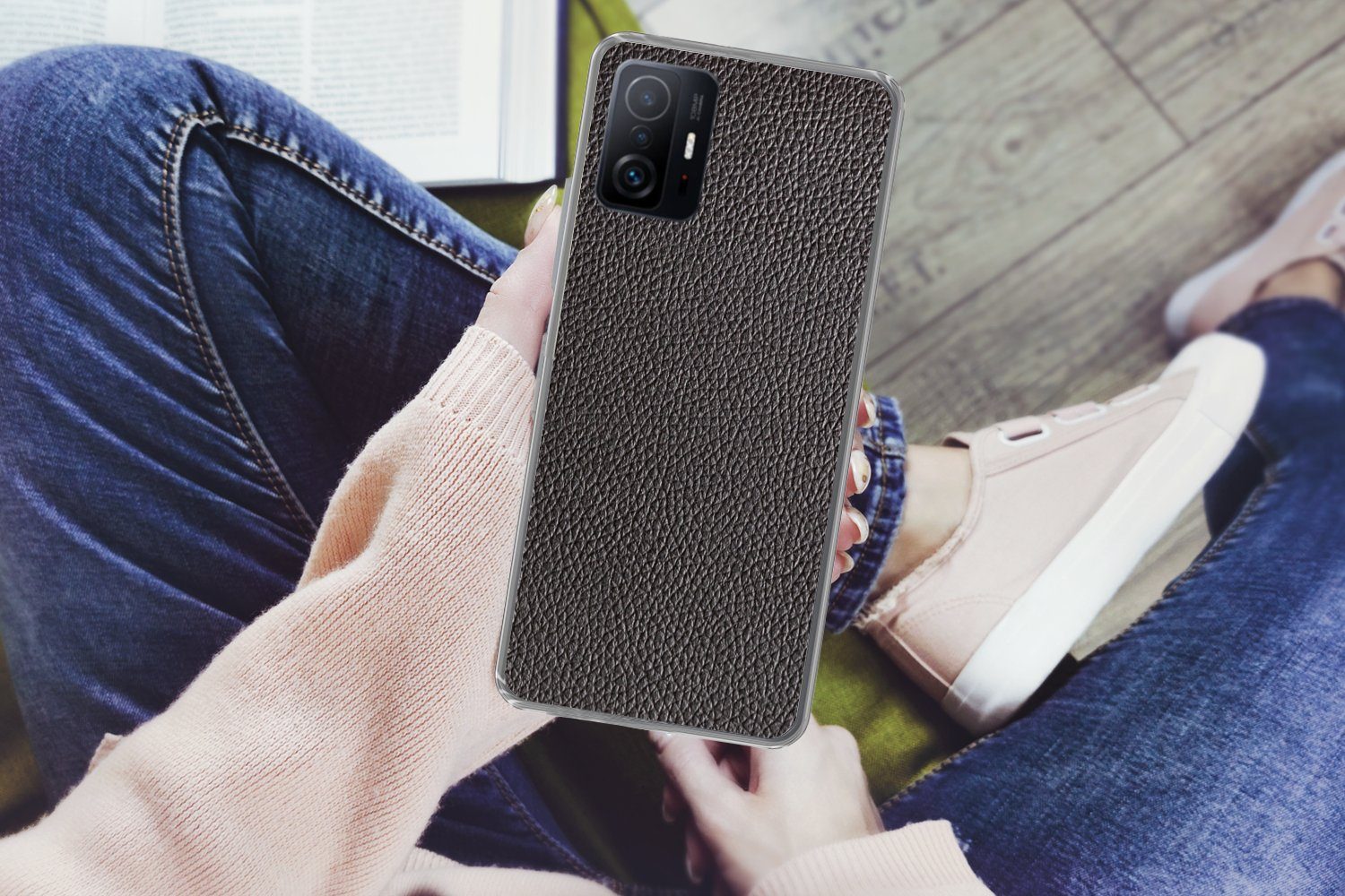 MuchoWow Handyhülle für Xiaomi 11 Lite 5G NE Leder - Lederoptik - Schwarz - Hell, Phone Case, Silikon, Schutzhülle Dünn