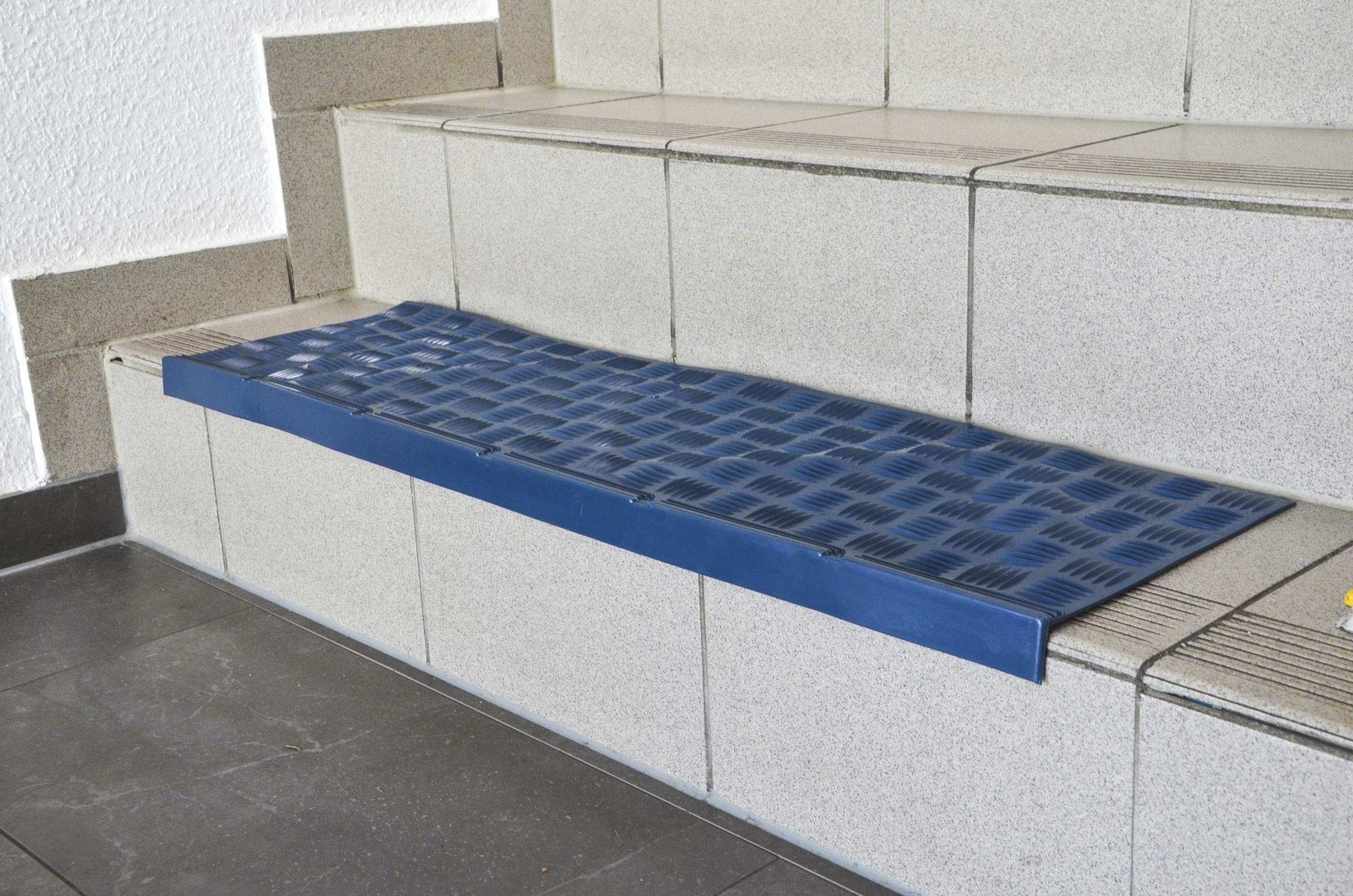 Scorprotect® Malervlies Treppenkanten 2,60 x blau m weich Schutz-Profil 0,90