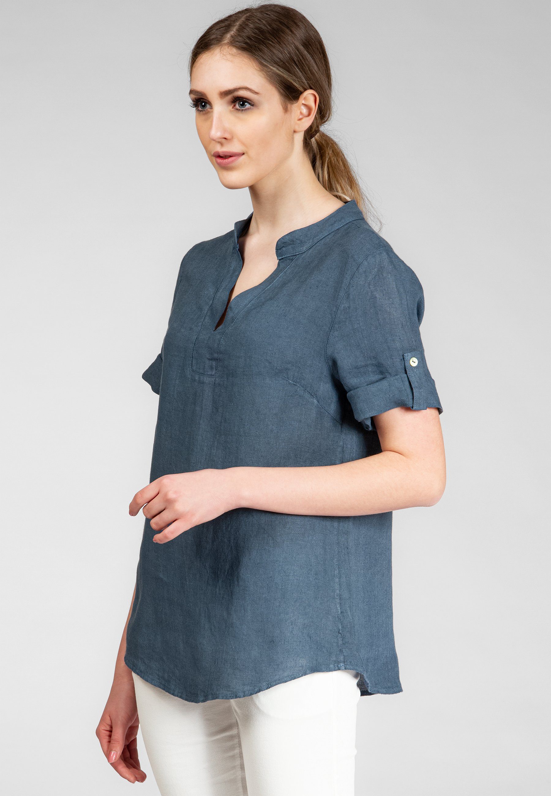 Caspar Shirtbluse BLU024 elegante Damen Halbarm Sommer Leinenbluse mit stylischem V-Ausschnitt - Made in Italy