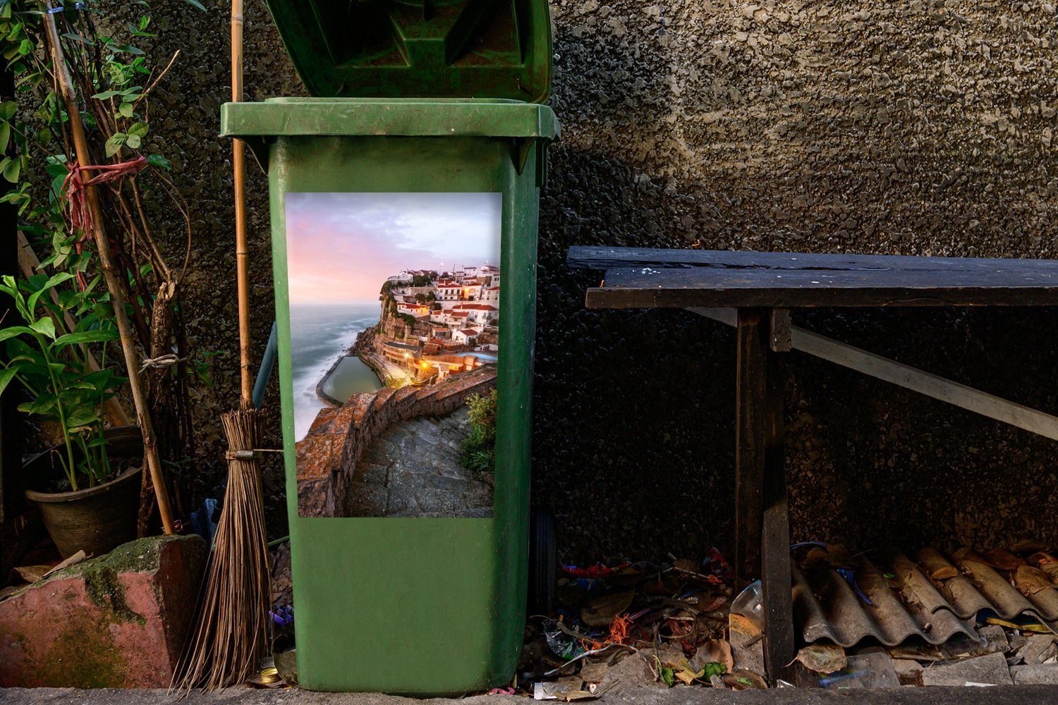 MuchoWow Wandsticker Azenhas do Sticker, der Mar (1 Portugal in St), Sintra in Mülleimer-aufkleber, Abfalbehälter bei Container, Mülltonne, Dämmerung