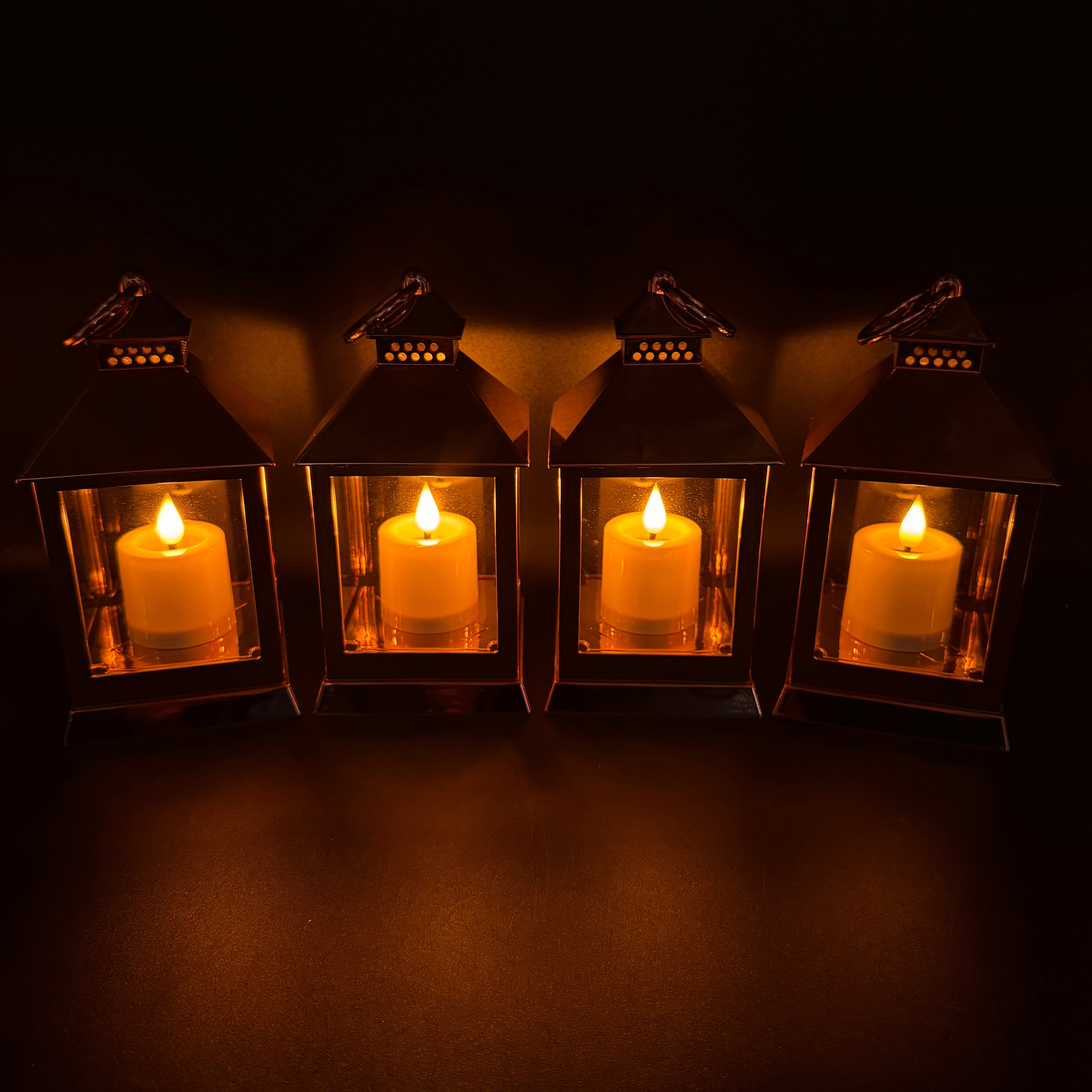 Online-Fuchs LED Laterne - 4er Set Deko Laternen mit LED-Kerzen und 6-Stunden Timerfunktion, mit realistischer Kerzenflamme, warmweiße Beleuchtung, glänzender Shiny-Look - aus Kunststoff gefertigt