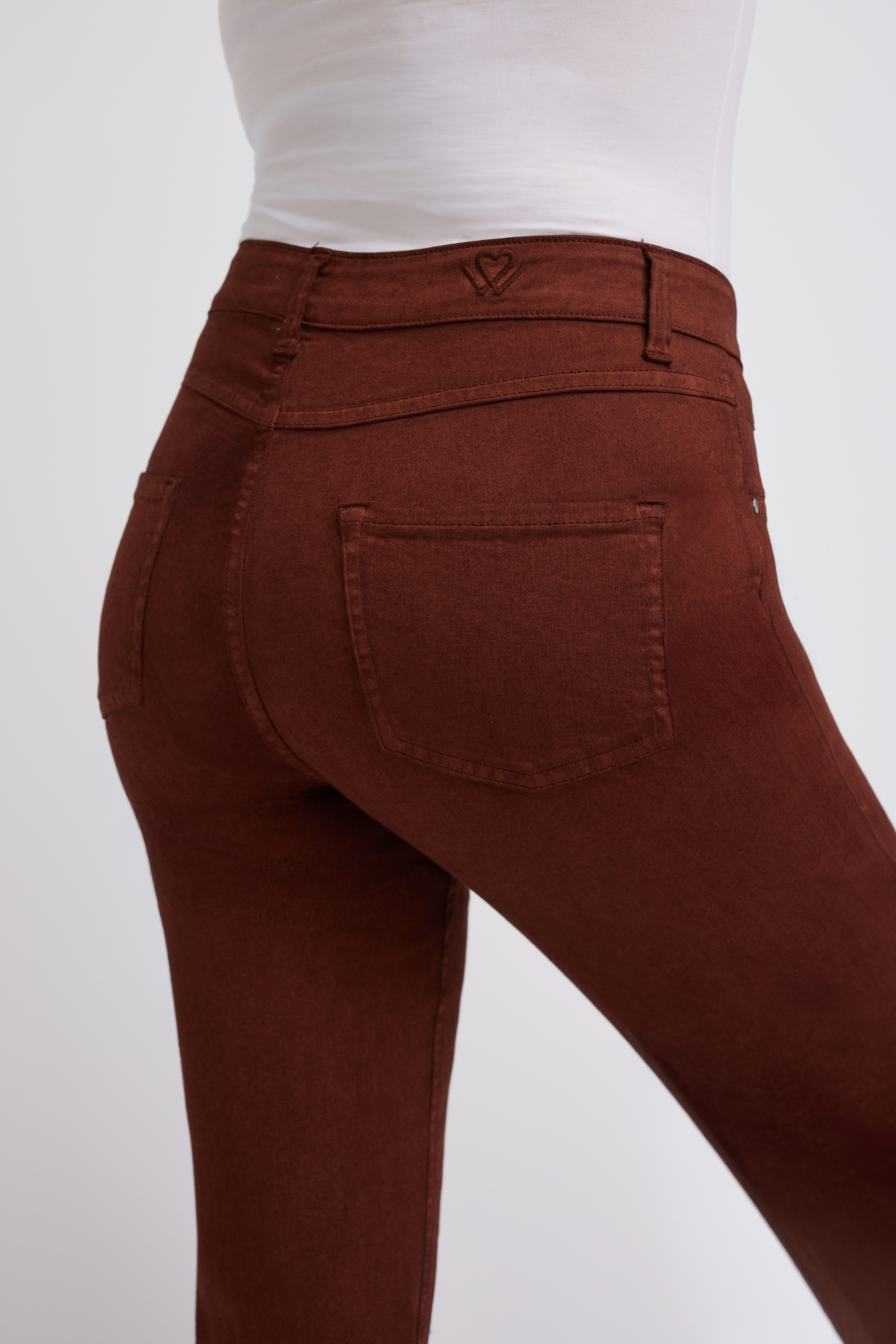 wonderjeans 5-Pocket-Jeans Relaxed Straight Cool, modern und vielseitig zu stylen