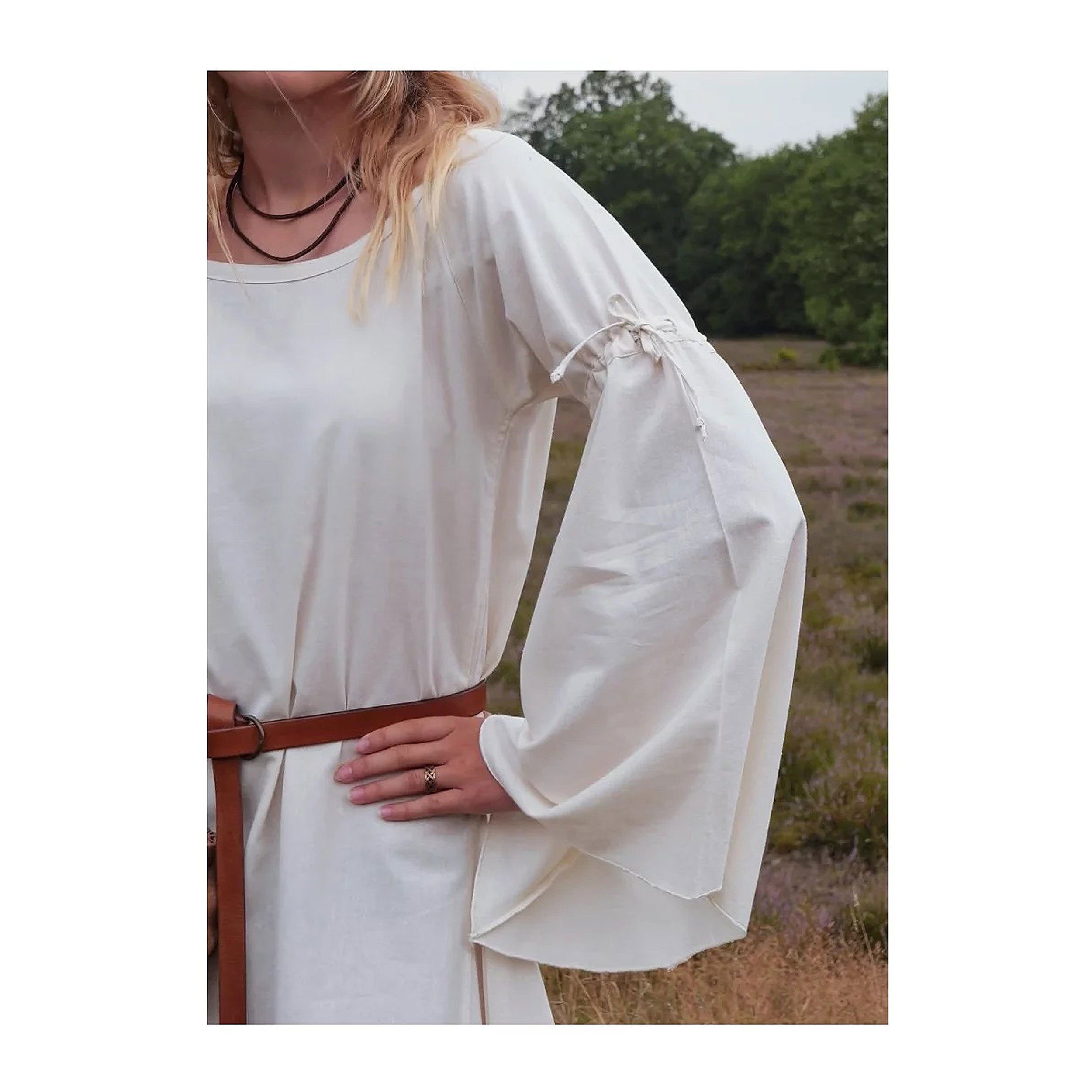 Battle Merchant Ritter-Kostüm Mittelalter-Kleid Natur mit Trompetenärmeln, Burglinde Größe XXL