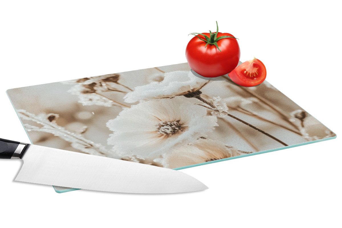 MuchoWow Schneidebrett Blumen - Winter - Weiß - Schnee - Beige, Glas, Schneidebrett Glas, Küchenbrett, Rutschfest, 28x20 cm