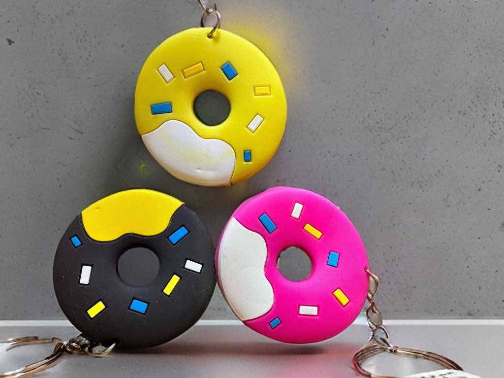 Whitehouse Leisure International Ltd Schlüsselanhänger Schlüsselanhänger Kinder Mini Anhänger keychain Donut schwarz, Schlüsselanhänger Food Essen Lebensmittel Geschenk Hund Frau Herren
