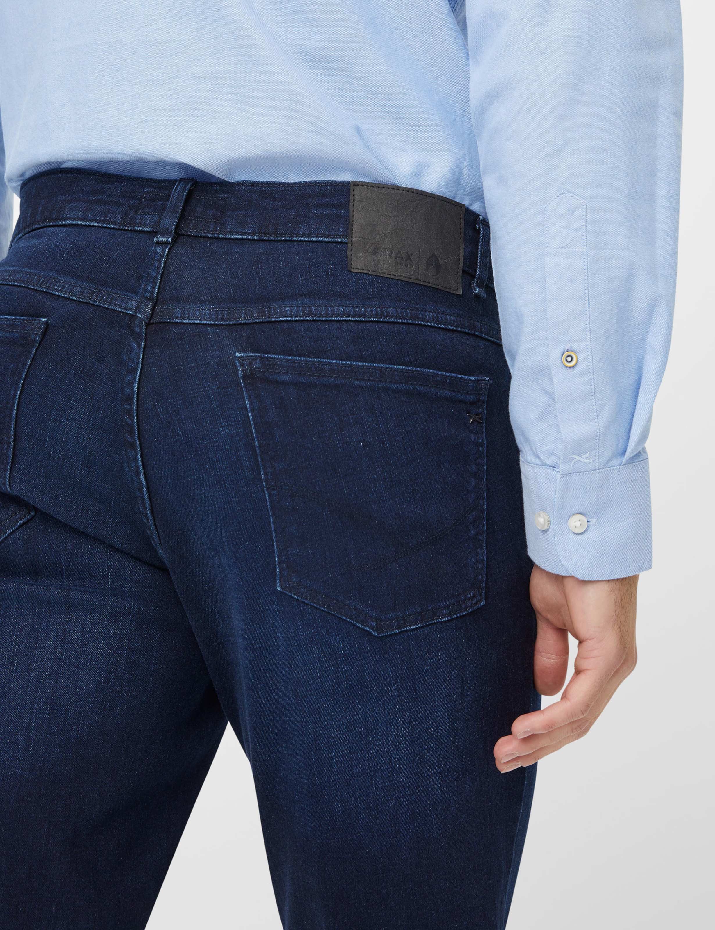 Brax 5-Pocket-Jeans Style COOPER Iconic Denim: Five-Pocket-Jeans im Regular Fit – Bild 4 von 5
