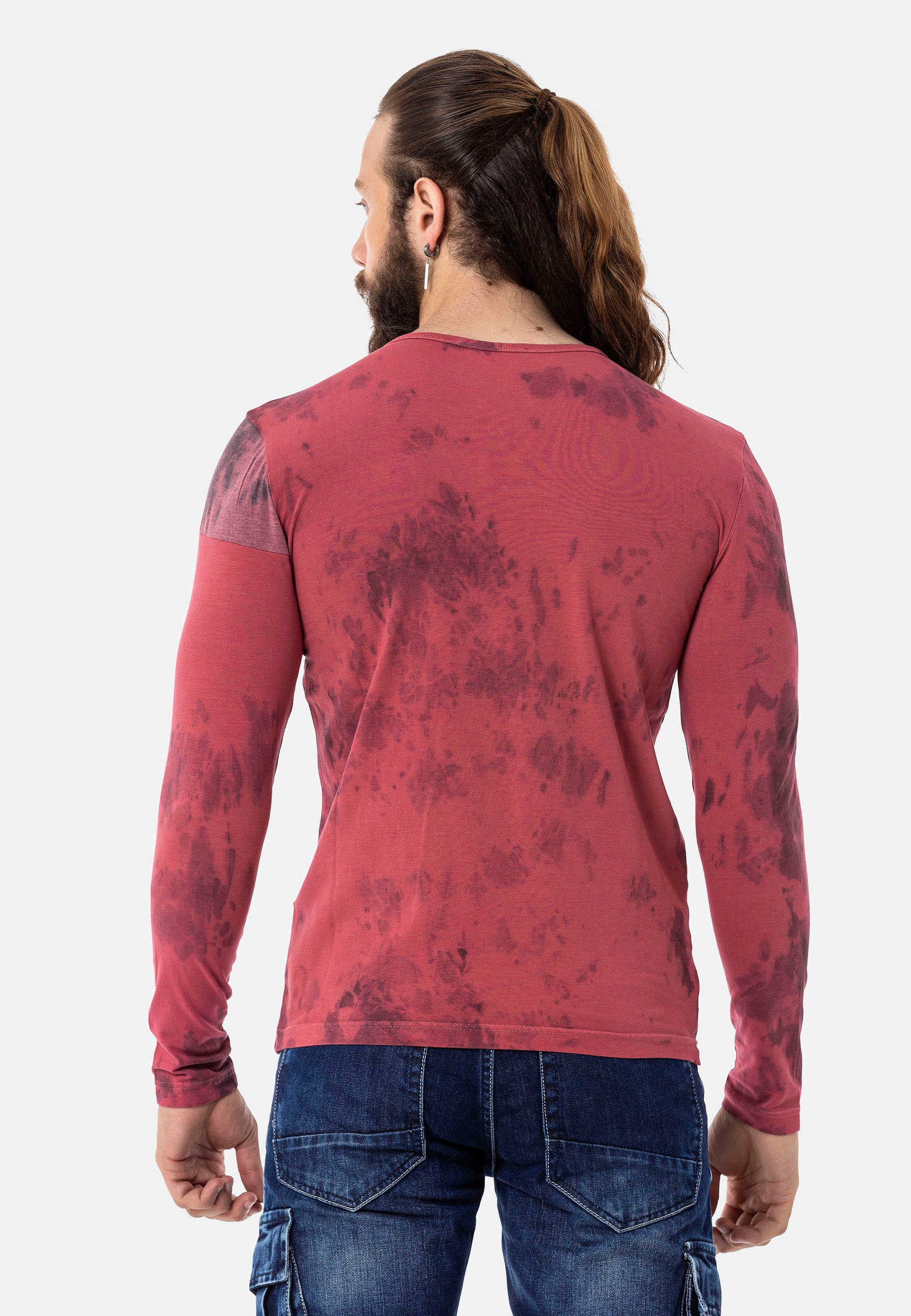 Cipo & Baxx Langarmshirt mit rot toller Allover-Musterung