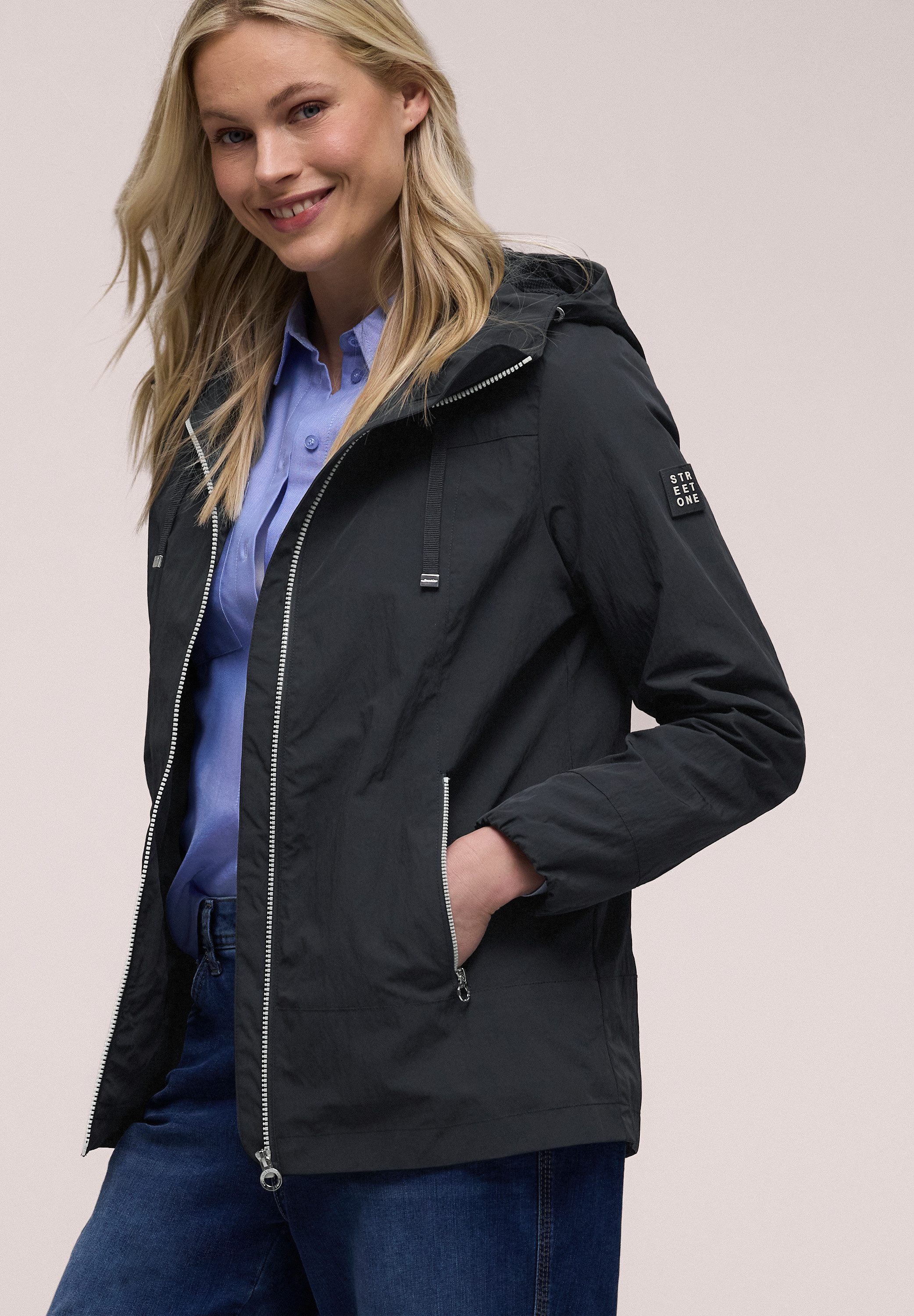 STREET ONE Windbreaker mit Kapuze mit Tunnelzugband