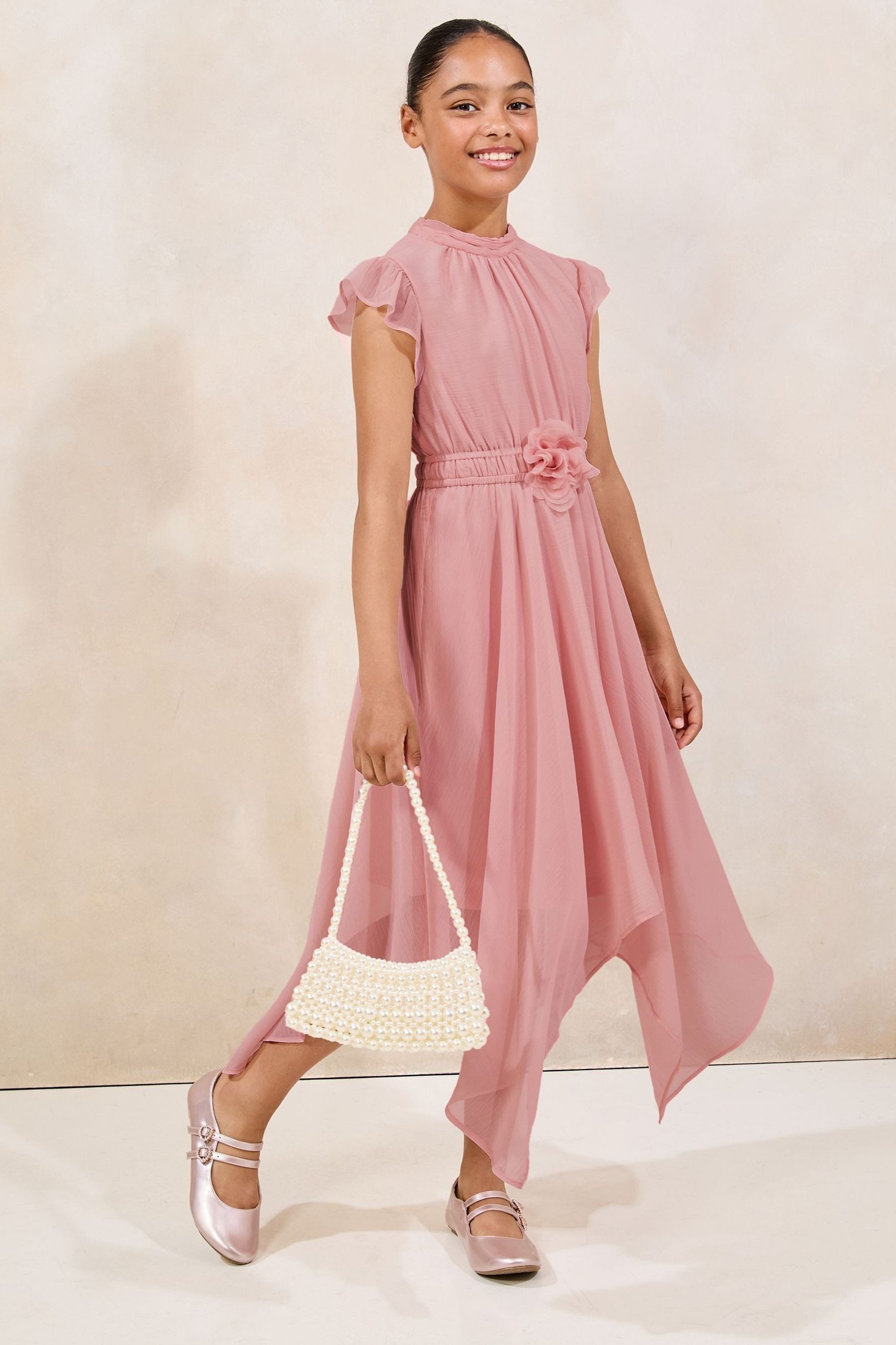 LIPSY Partykleid Lipsy festliches Kleid mit Zipfelsaum und Blume (1-tlg)