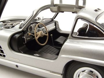 Minichamps Modellauto Mercedes 300 SL Flügeltürer W198 1954 silber Modellauto 1:18 Minichamp, Maßstab 1:18