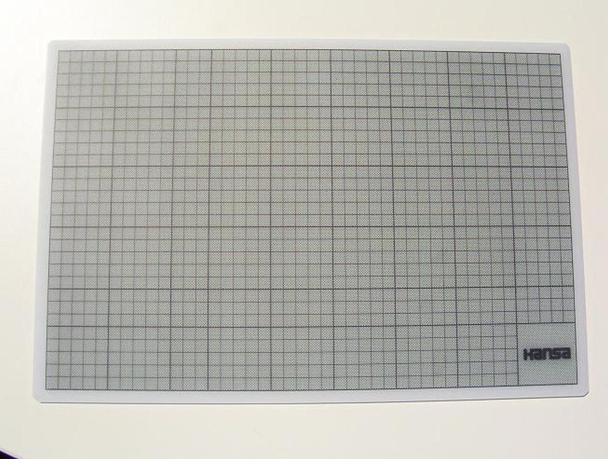 Hansa - World of Office Schreibtischunterlage Schneidunterlage Cut Mat 90x60cm transparent
