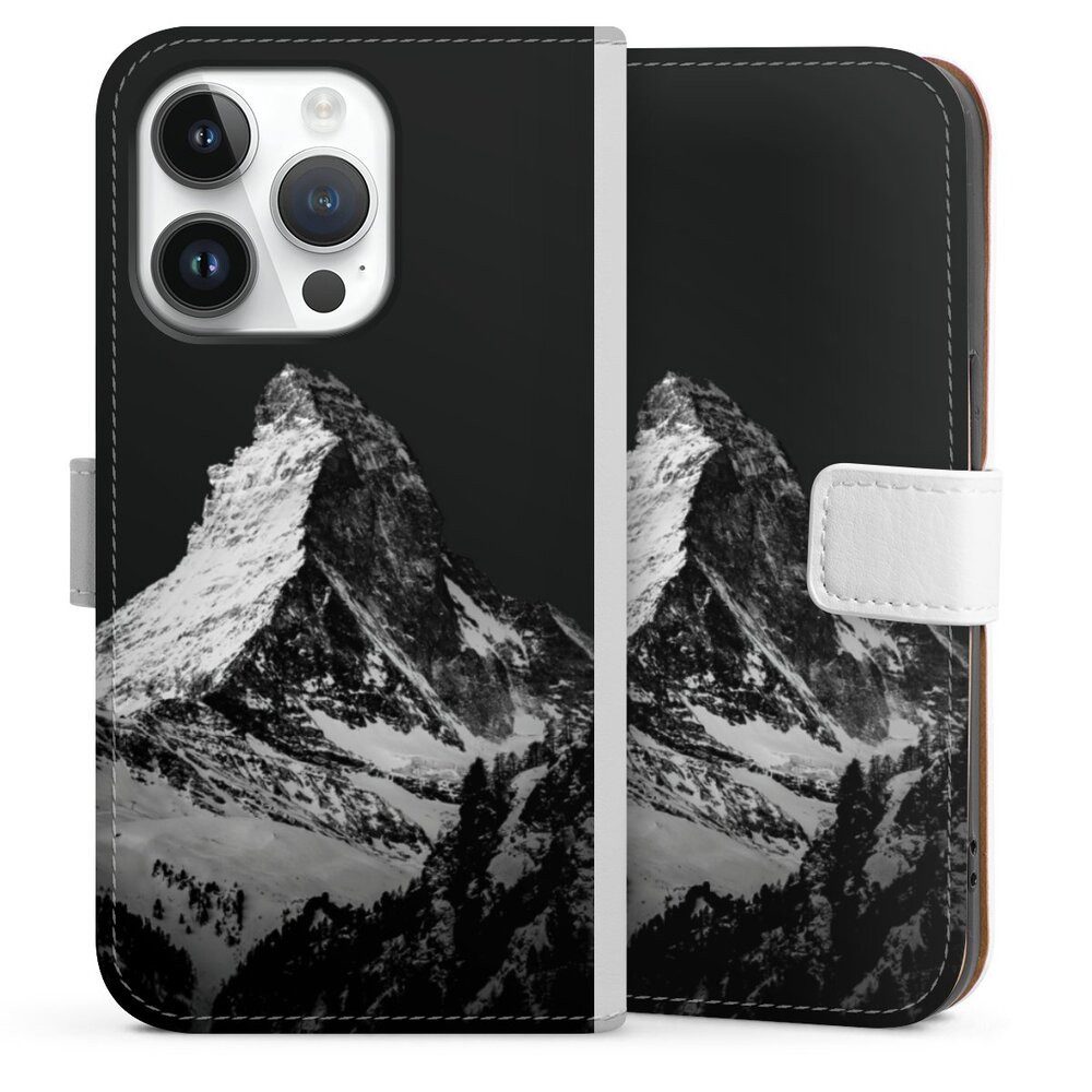 DeinDesign Handyhülle Berg Schnee Alpspitze Snow Capped Mountains Grayscale, Apple iPhone 14 Pro Hülle Handy Flip Case Wallet Cover