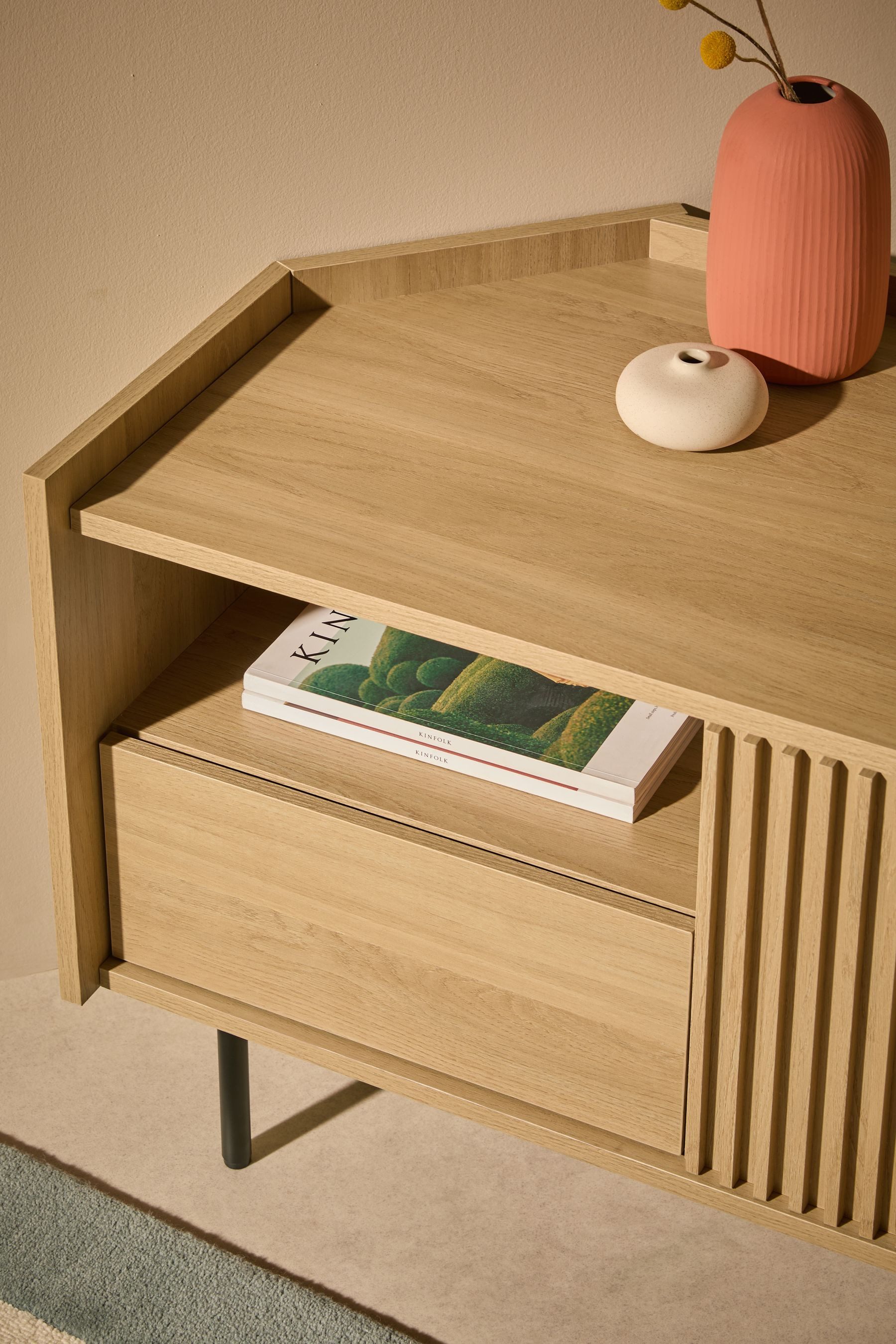 MADE TV-Schrank MADE.COM Blaze TV-Möbel – Ecklösung (1-St)
