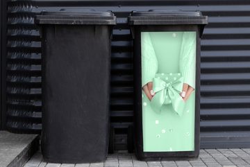 MuchoWow Wandsticker Mintgrünes Geschenk (1 St), Mülleimer-aufkleber, Mülltonne, Sticker, Container, Abfalbehälter