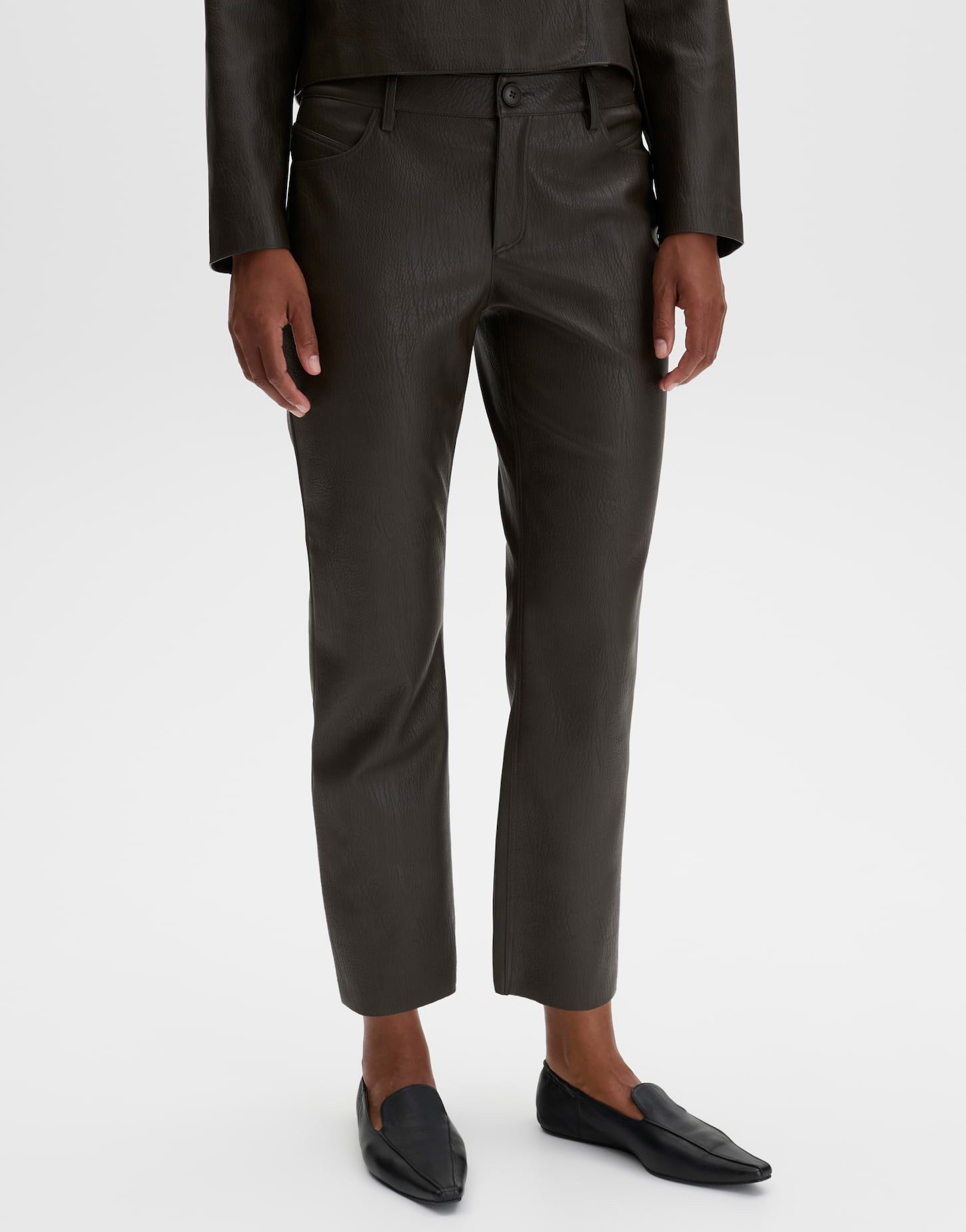 someday Lederhose Carile texture aus hochwertiger Lederoptik Swingpockets vorne für einen modernen, komfortablen Look