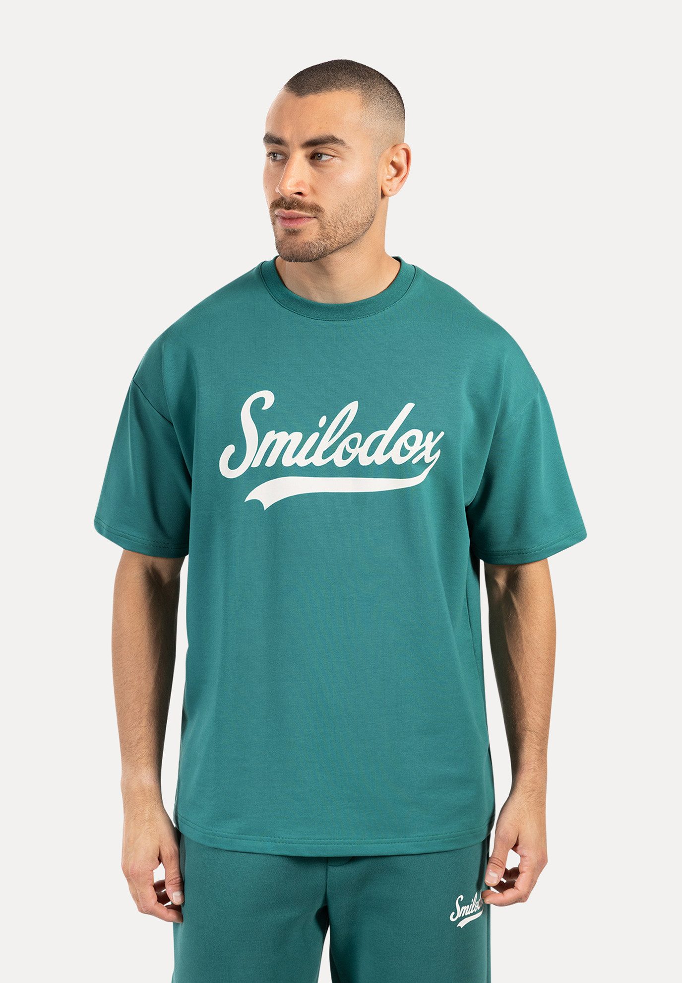 Smilodox T-Shirt Lorik, Locker geschnittenes Oversize Shirt mit Retro Front günstig online kaufen