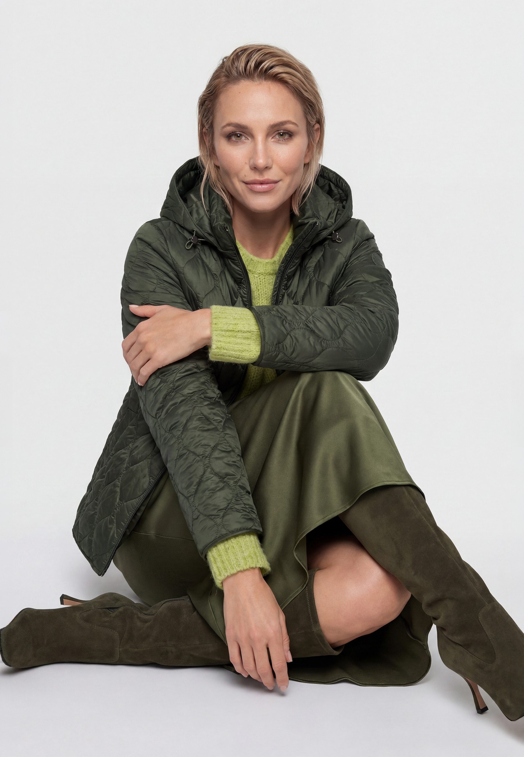 Olsen Steppjacke mit Steppstruktur und abnehmbarer Kapuze – Bild 5 von 5