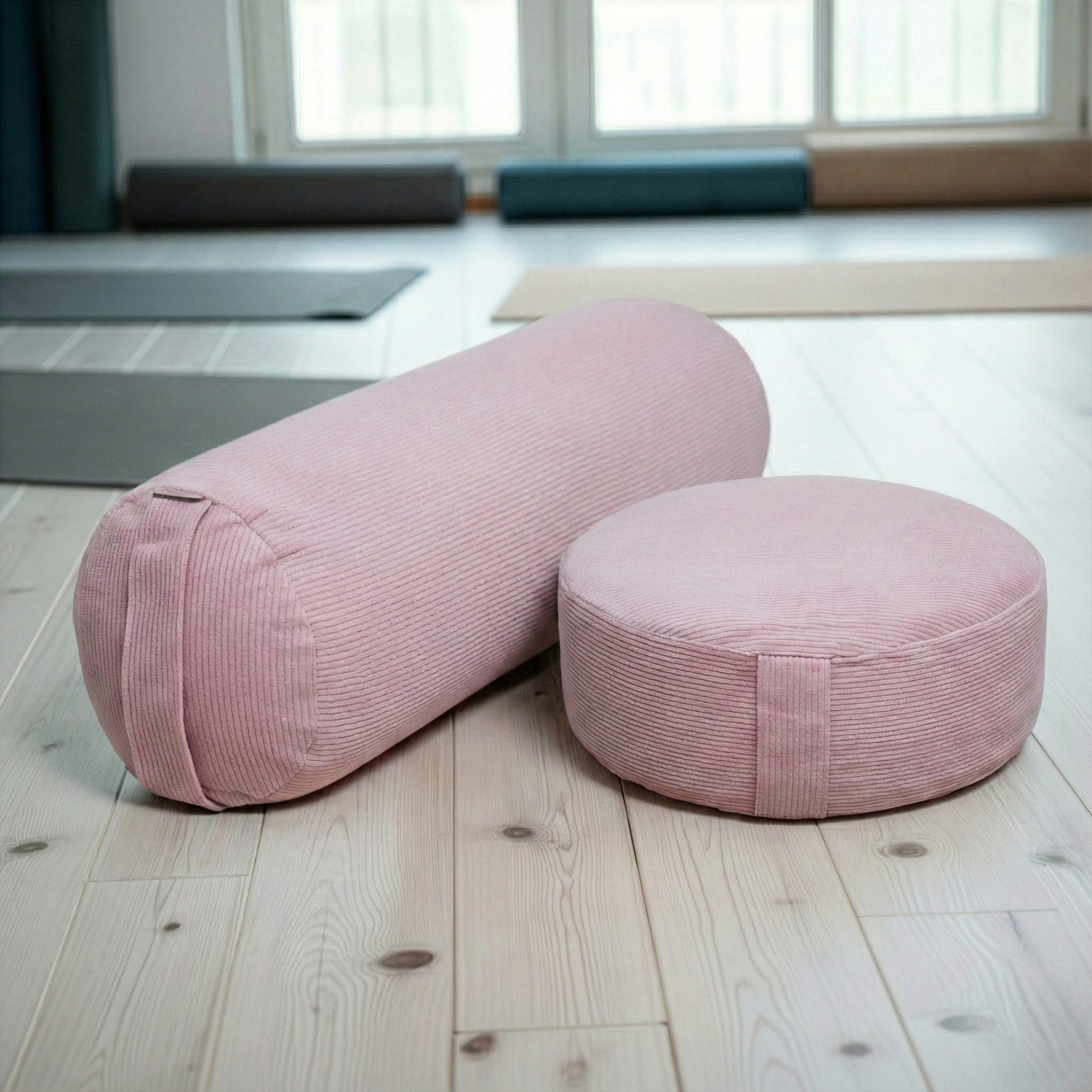 Yogistar Yogakissen Yoga-Set Velvet (Meditationskissen Cord + Yoga-Bolster Yin Cord), Yoga-Set: Rundes Cord-Meditationskissen & Yin-Bolster, weich