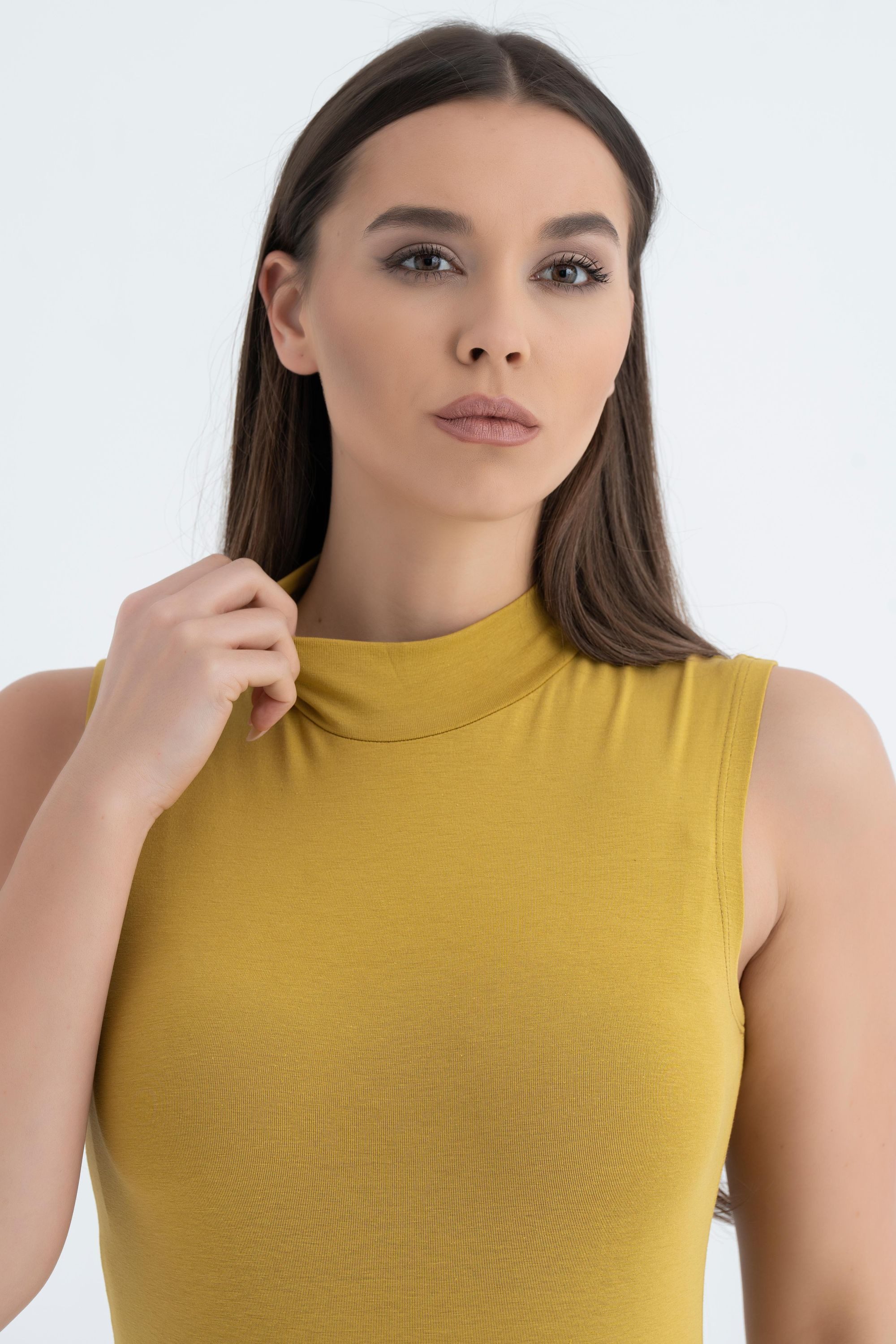 Evoni Body Damen Bodysuit ärmellos Baumwolle Halbkragen