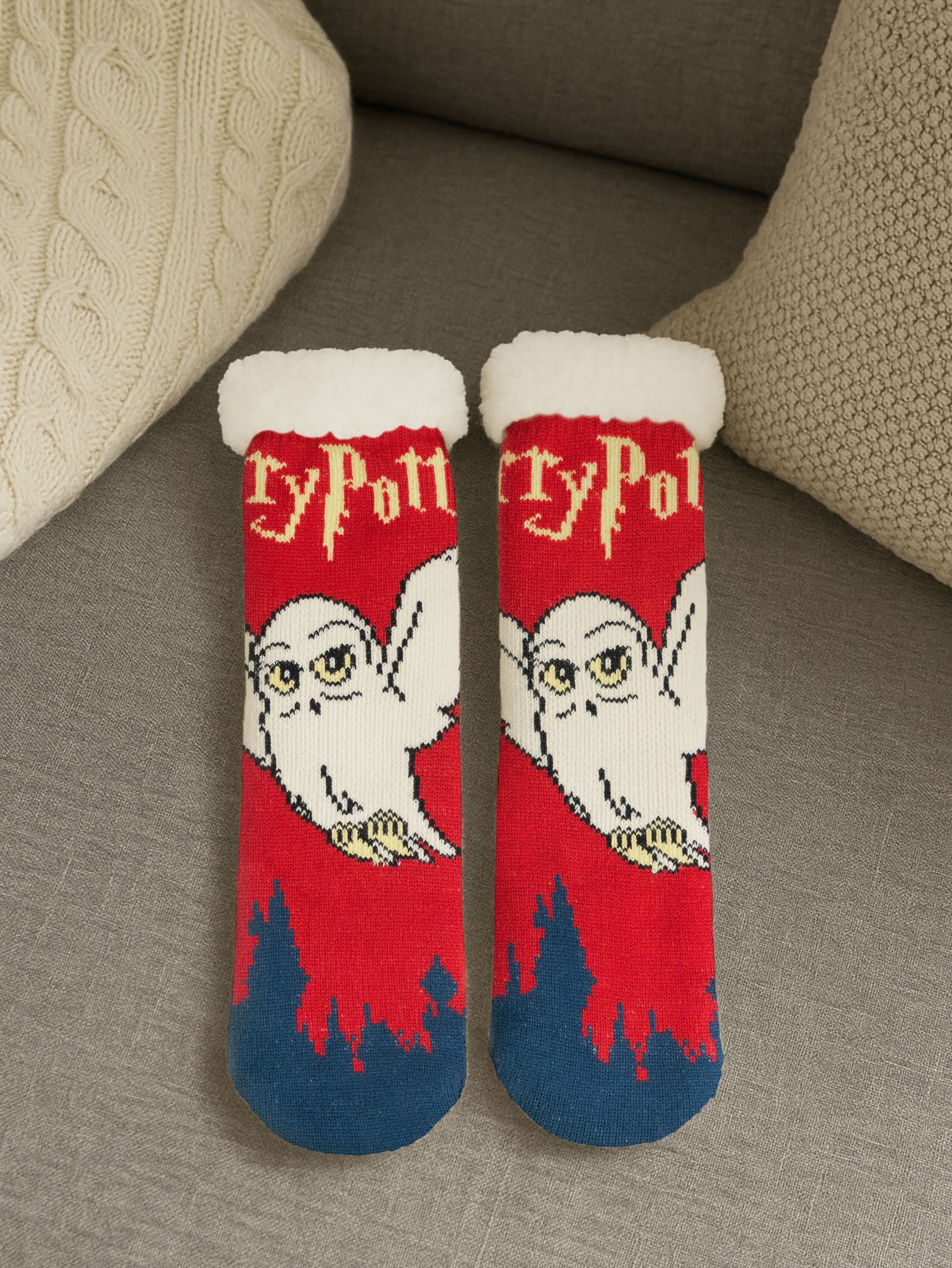 United Labels® Haussocken Harry Potter Hüttensocken Hedwig Haussocken warme Kuschelsocken