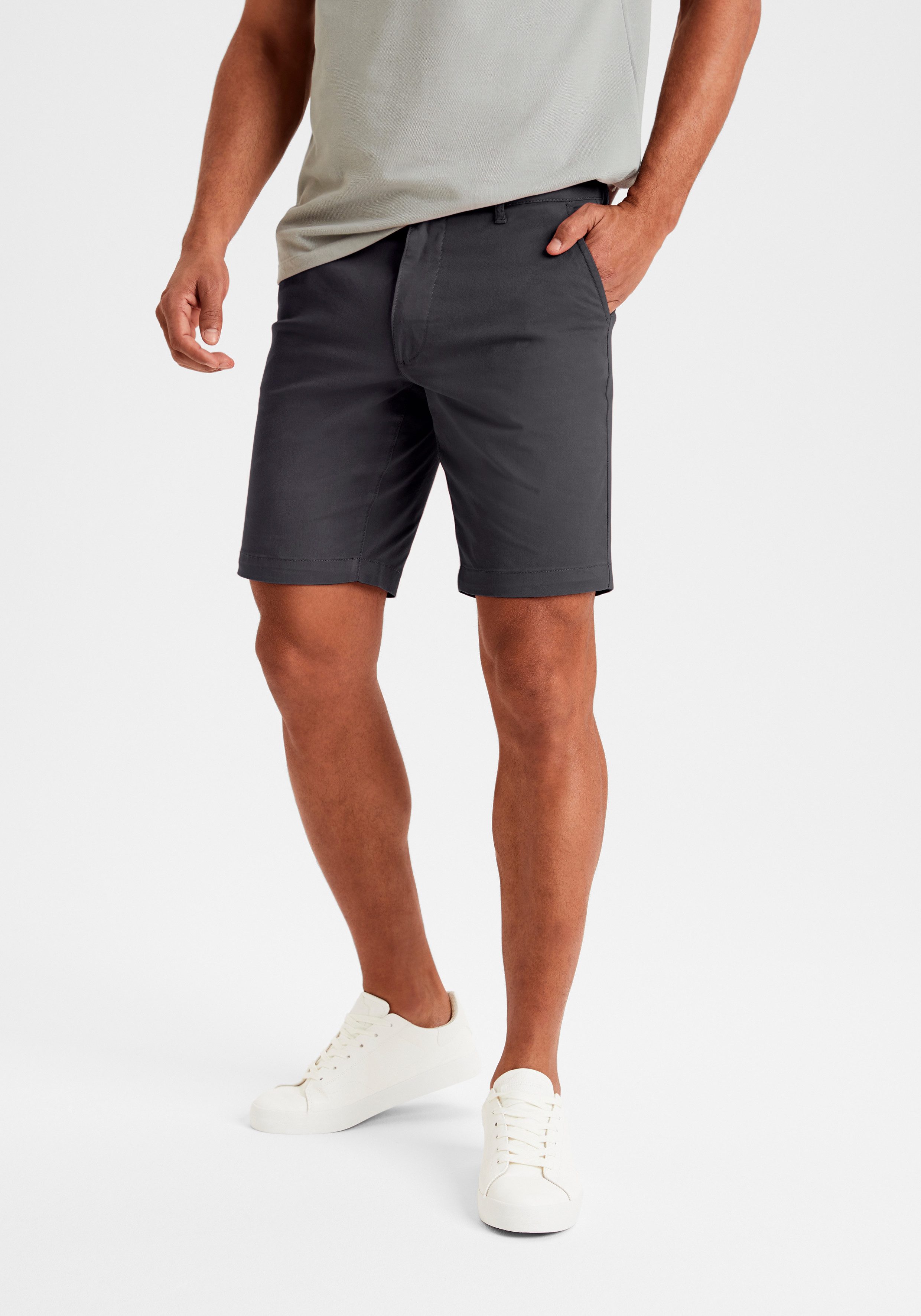 H.I.S Chinoshorts regular-fit Shorts aus elastischer Baumwoll-Qualität. € 39,99
